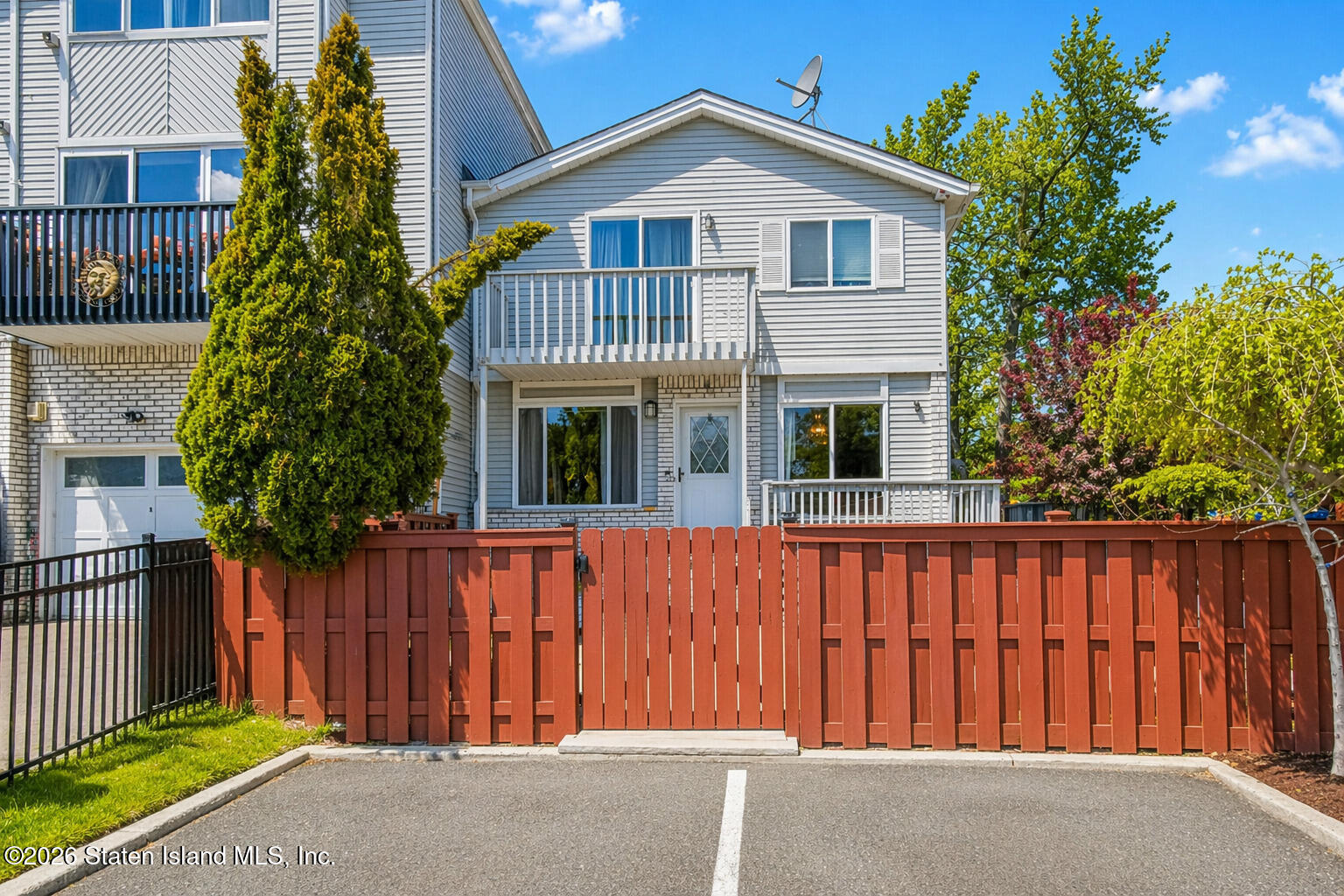 5 Sunset Lane Image 1