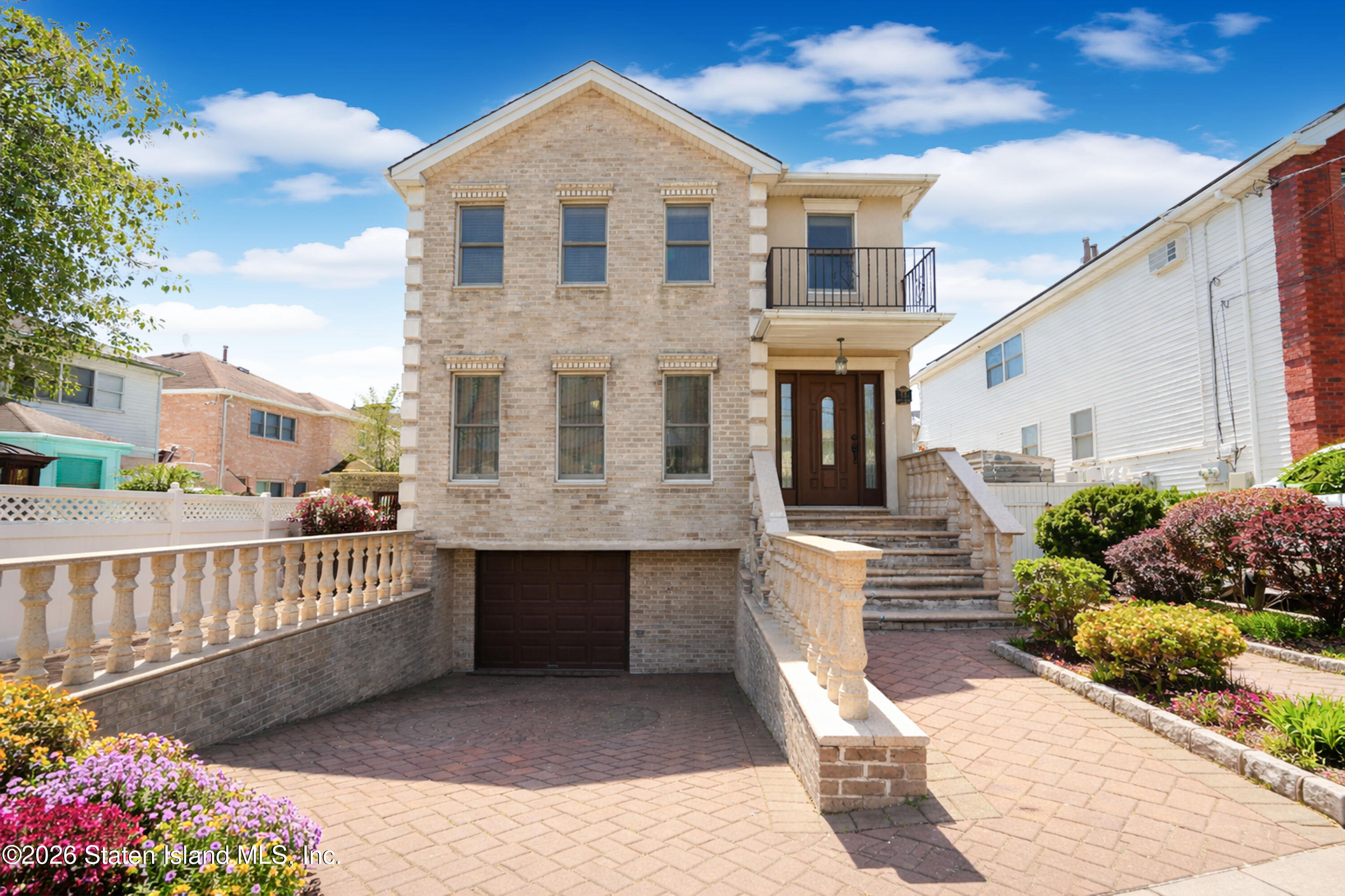 1114 Arden Avenue Image 1