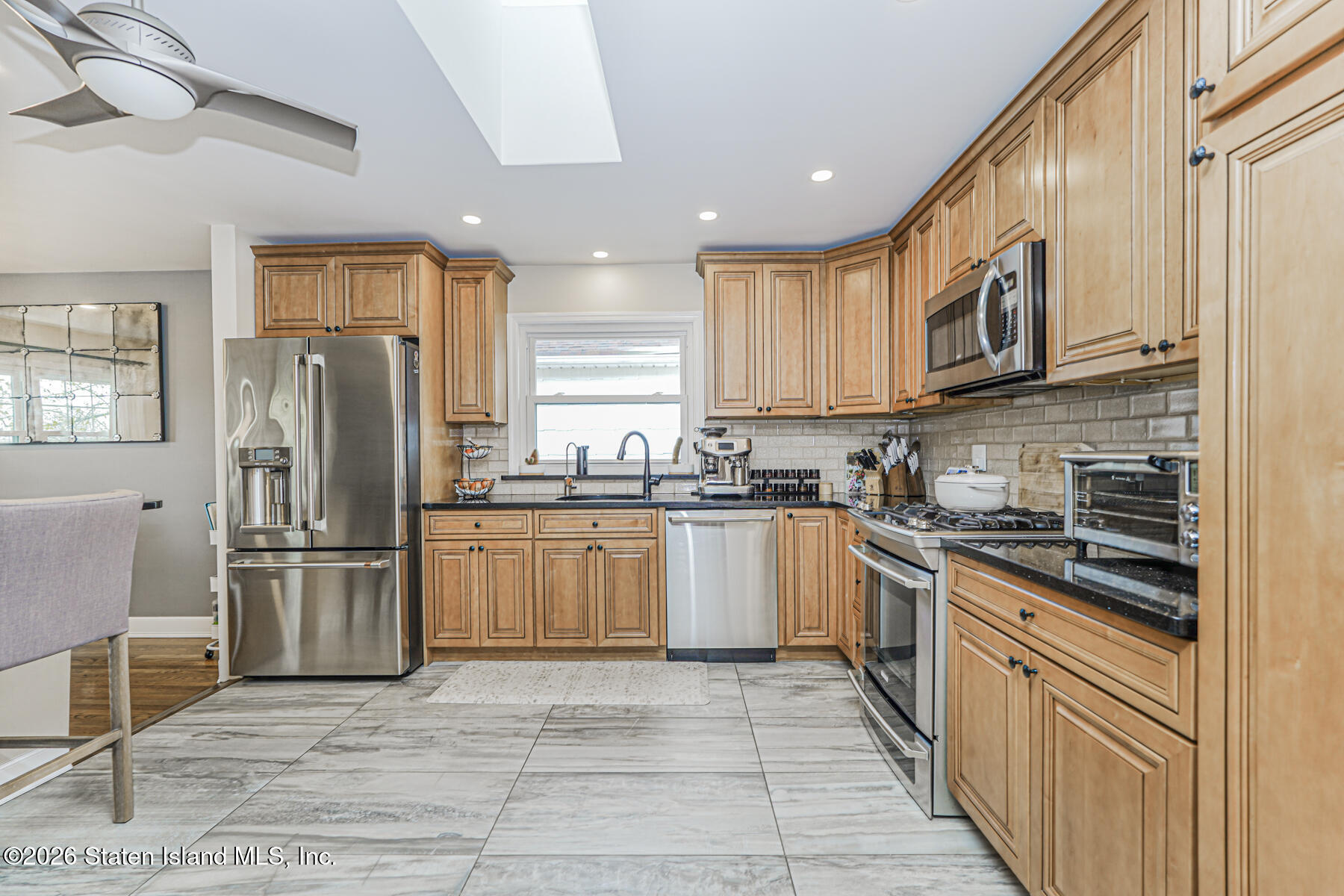 158 Charleston Avenue, Staten Island, NY, 10309 image 11