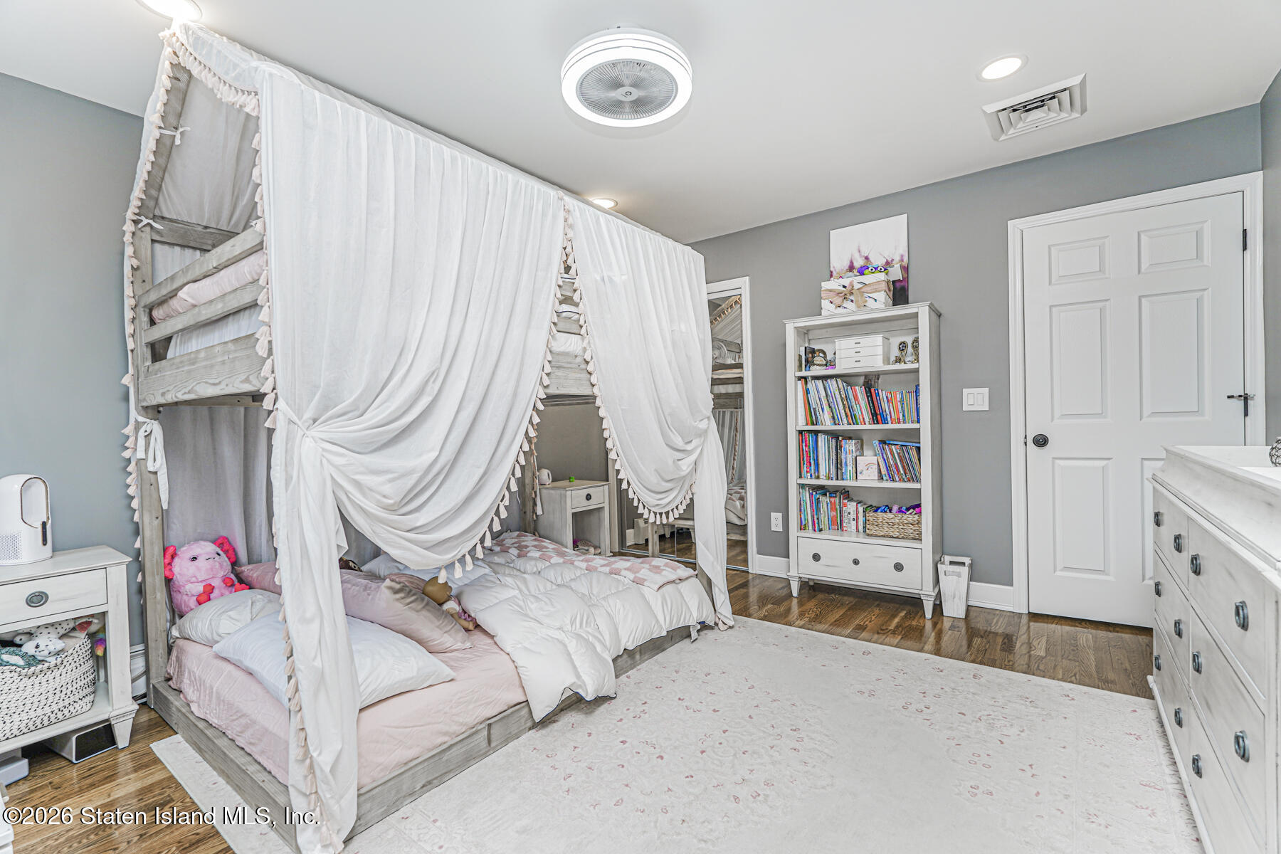158 Charleston Avenue, Staten Island, NY, 10309 image 31