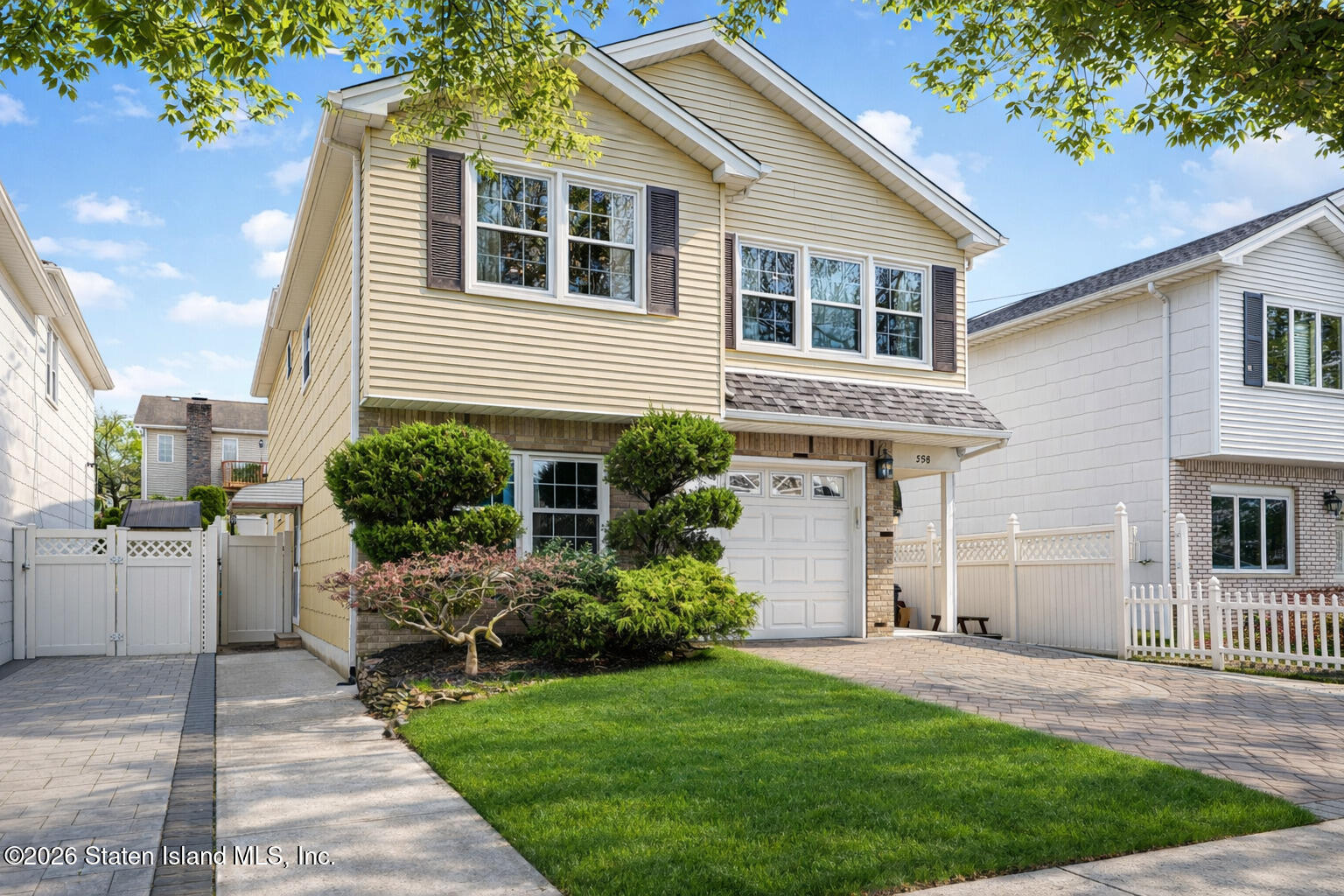 158 Charleston Avenue Image 3