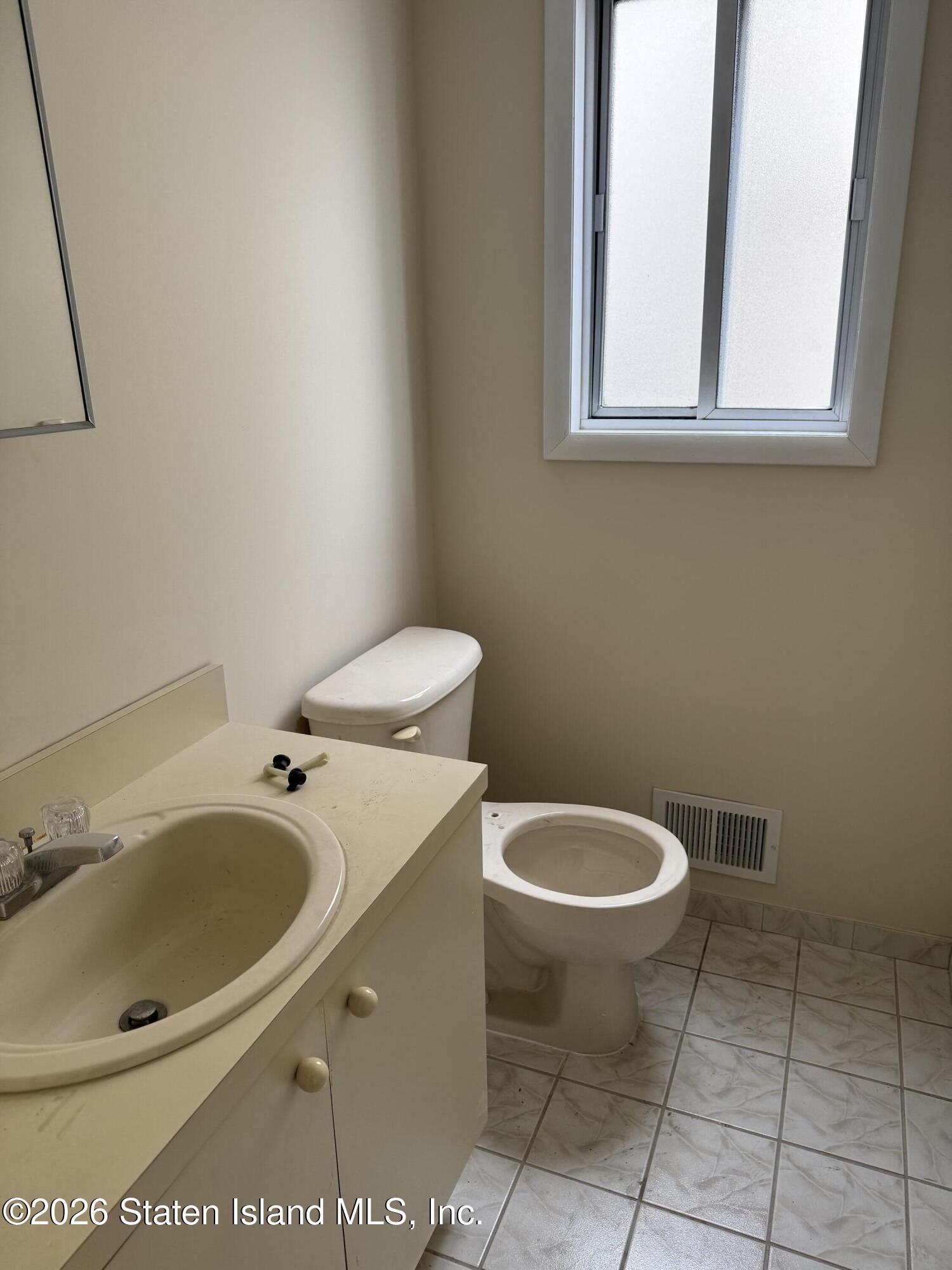71 Starbuck Street, Staten Island, NY, 10304 image 13