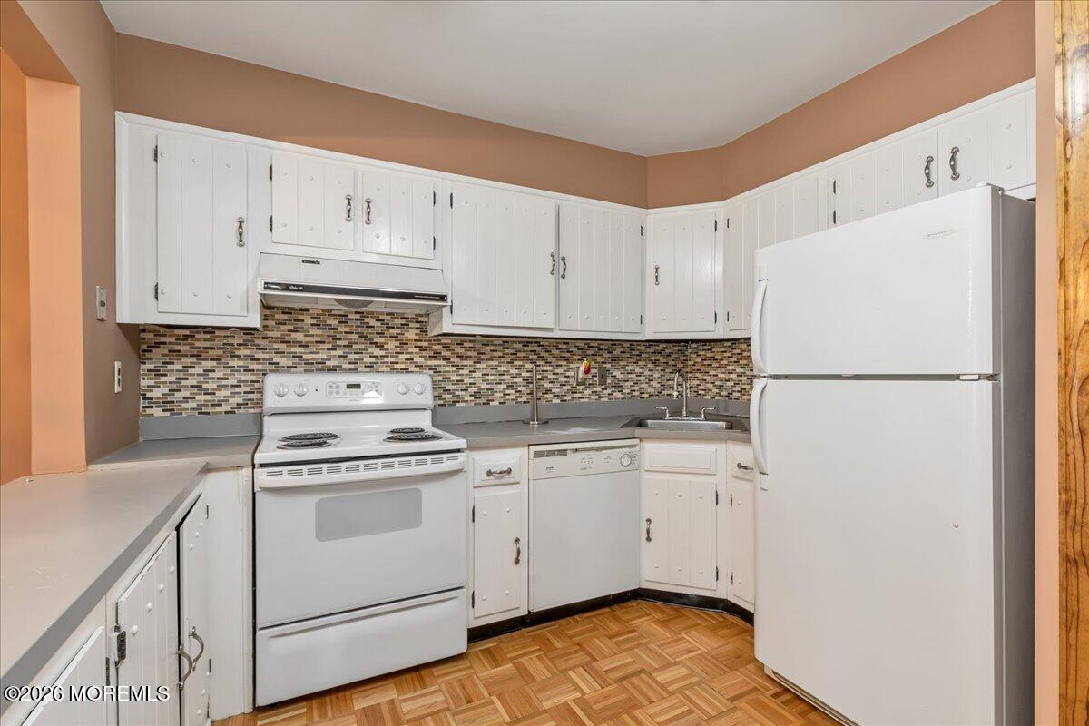 18 Lexington Court, Red Bank, NJ, 07701 image 15