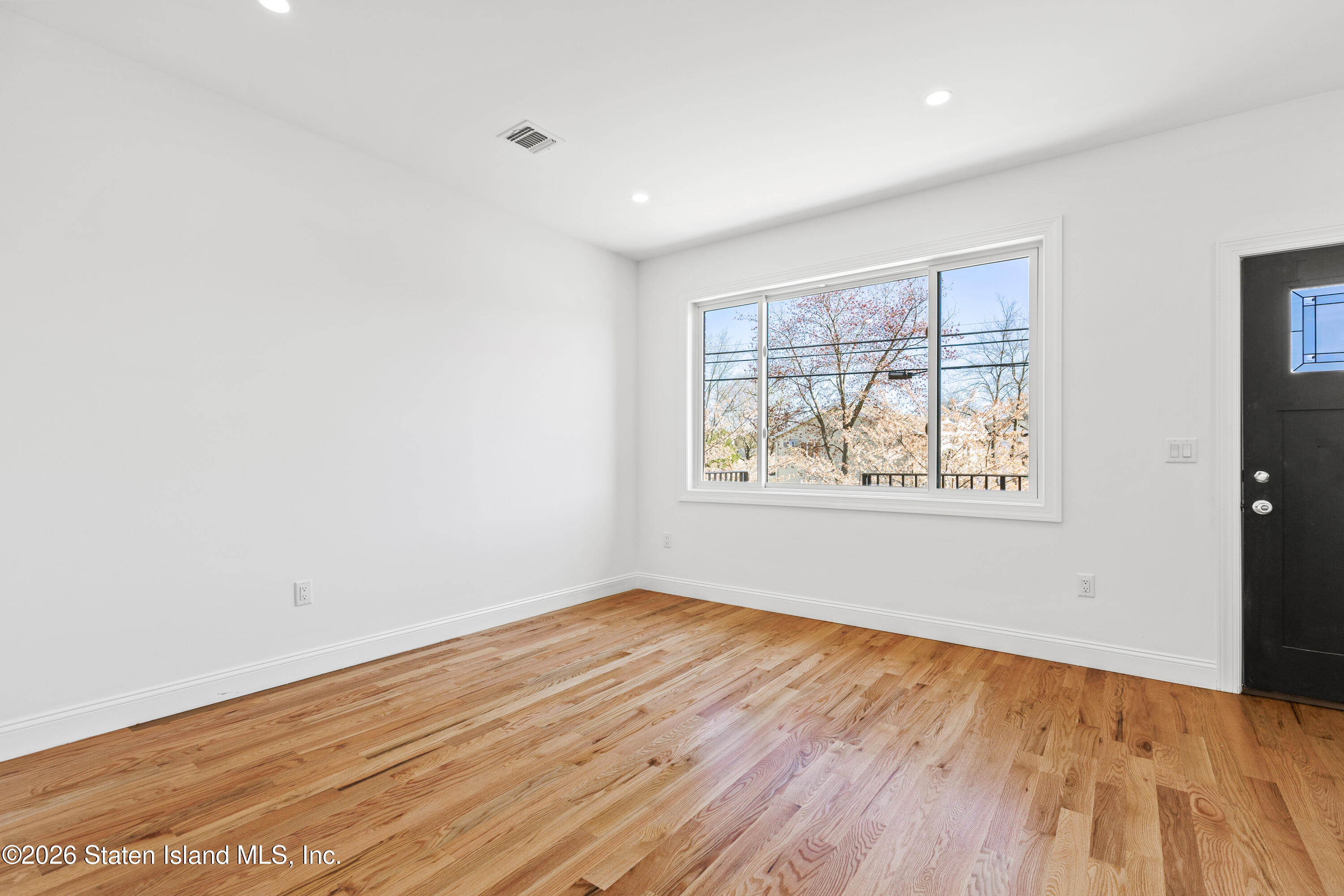 1014 Annadale Road, Staten Island, NY, 10312 image 6