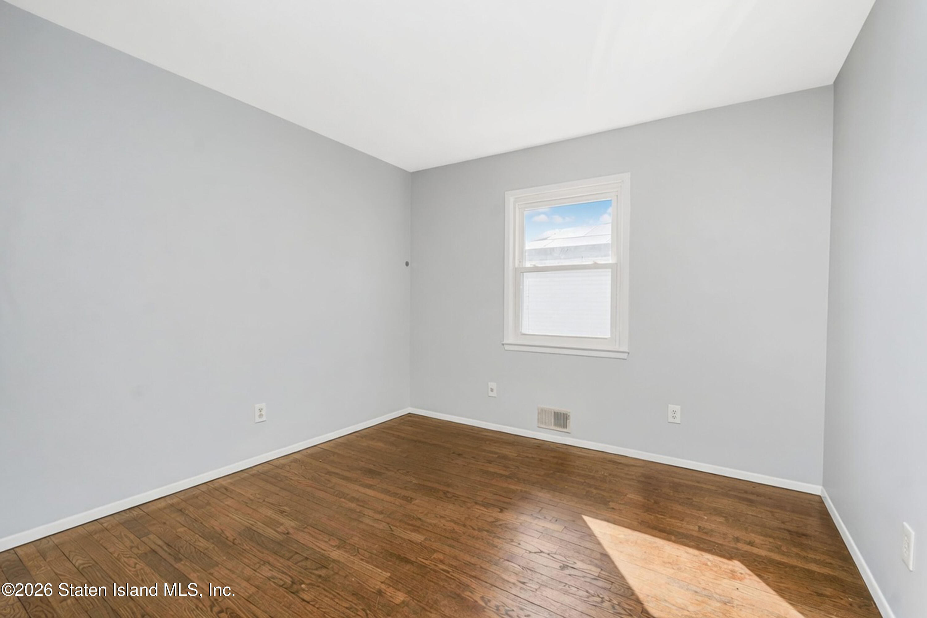 488 Winchester Avenue, Staten Island, NY, 10312 image 20
