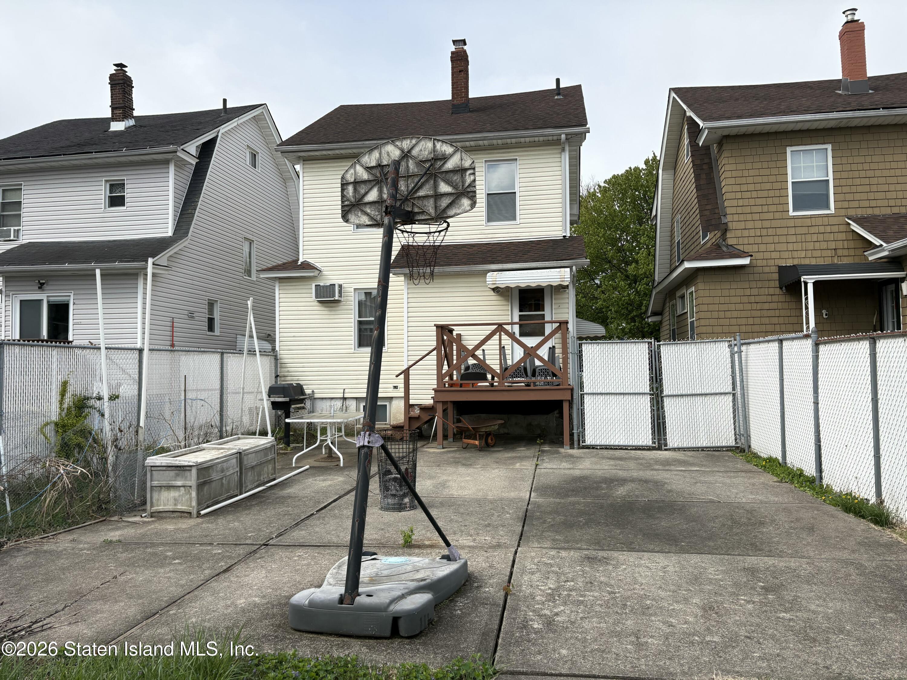 89 Burnside Avenue Image 3