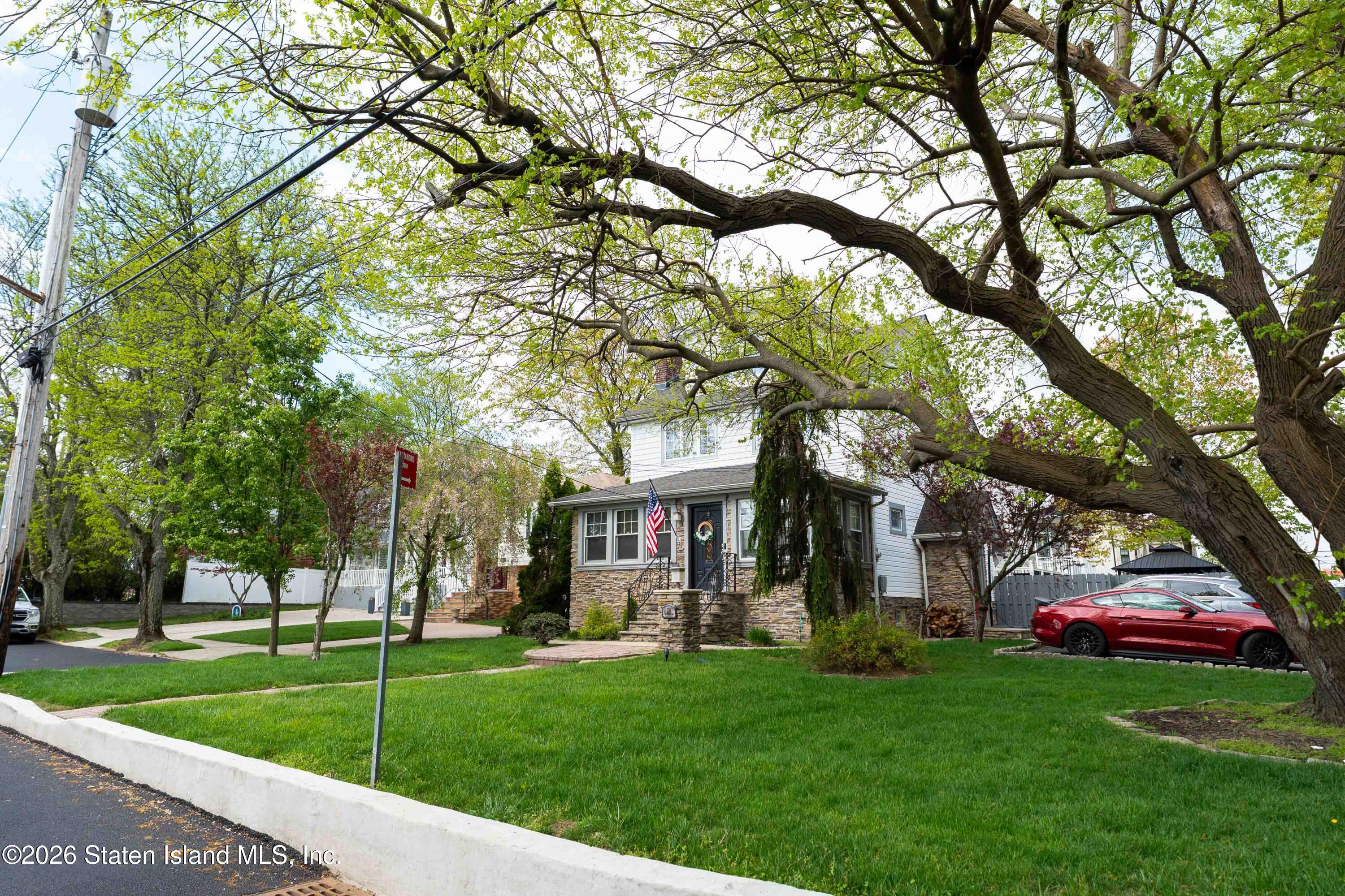 28 Satterlee Street Image 5