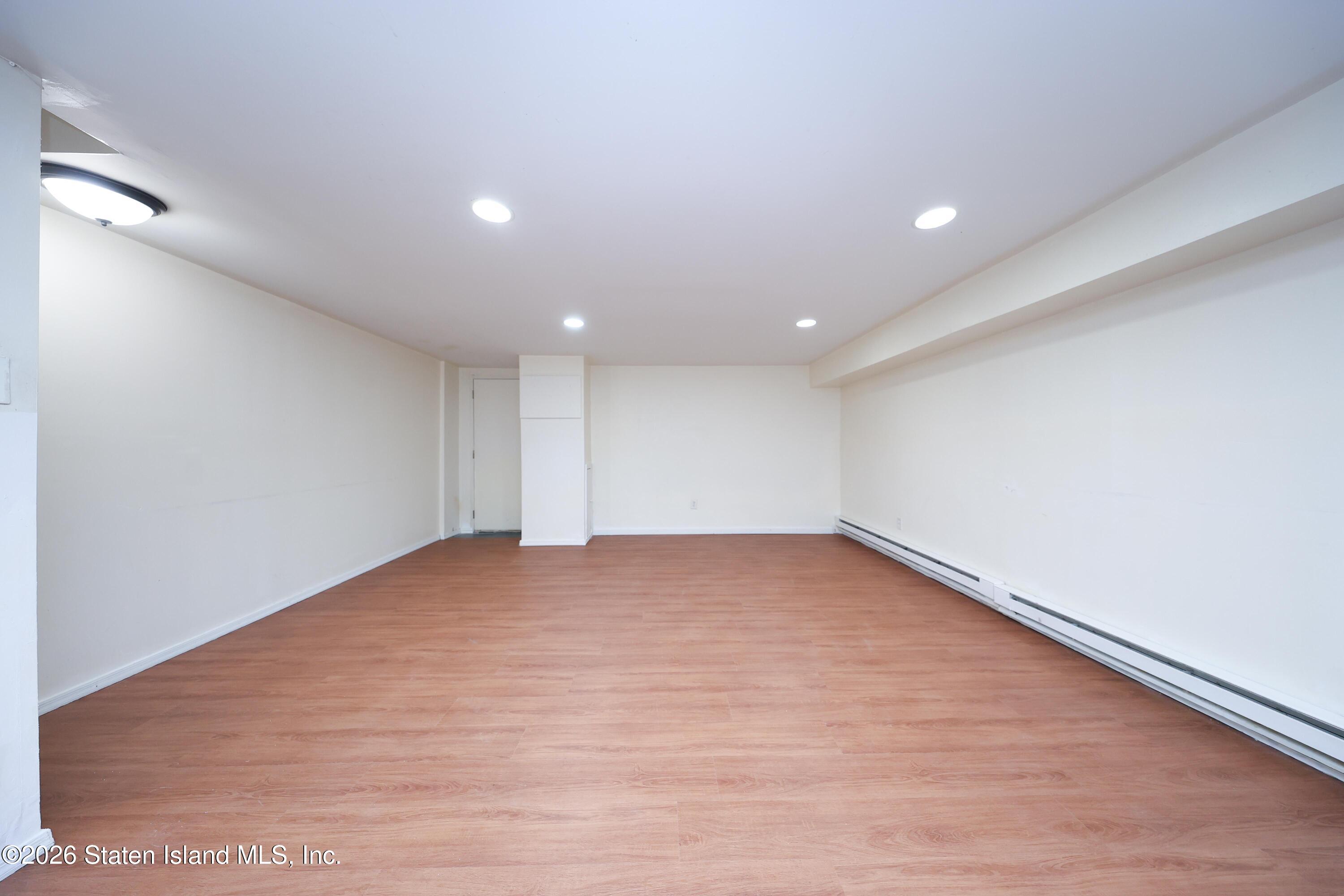 317 Hillman Avenue, Staten Island, NY, 10314 image 25
