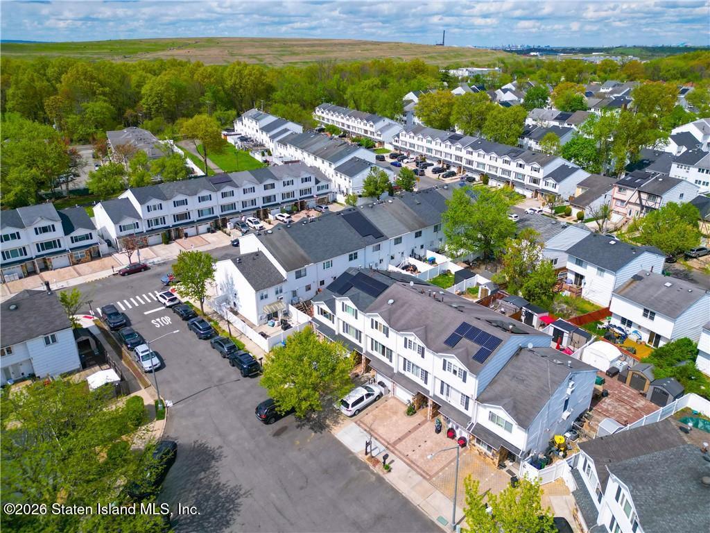 25 Poets Circle, Staten Island, NY, 10312 image 34