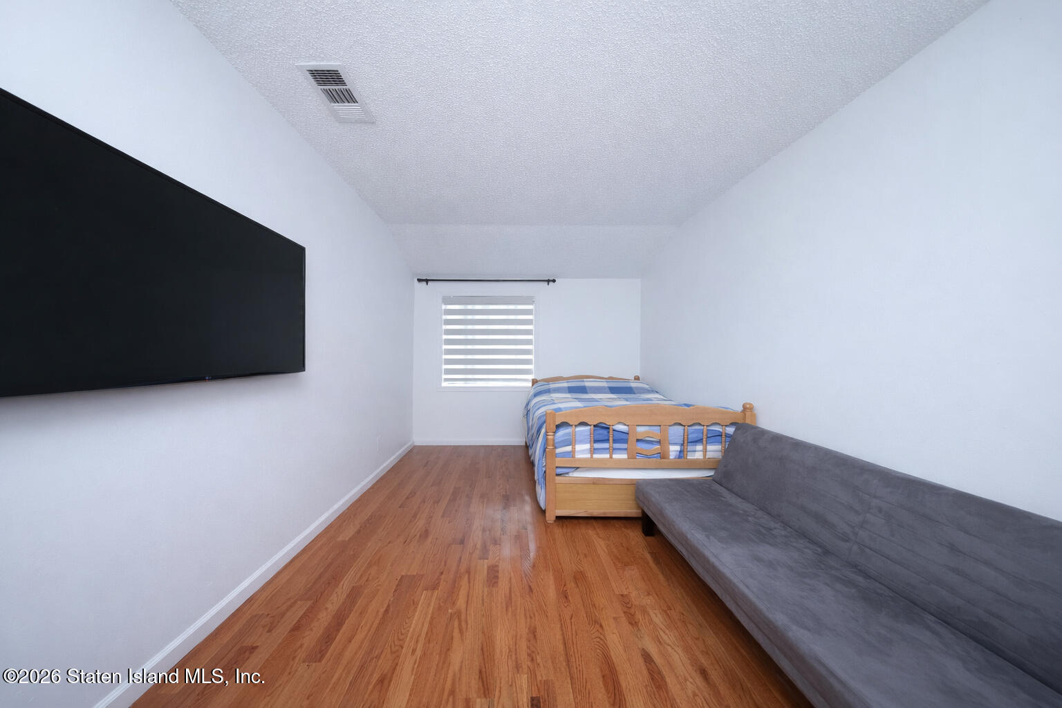 440 Ilyssa Way, Staten Island, NY, 10312 image 8