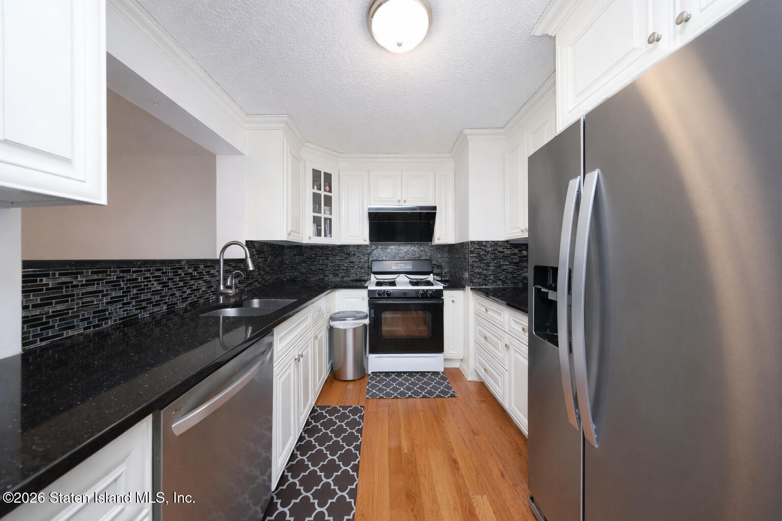 440 Ilyssa Way, Staten Island, NY, 10312 image 10