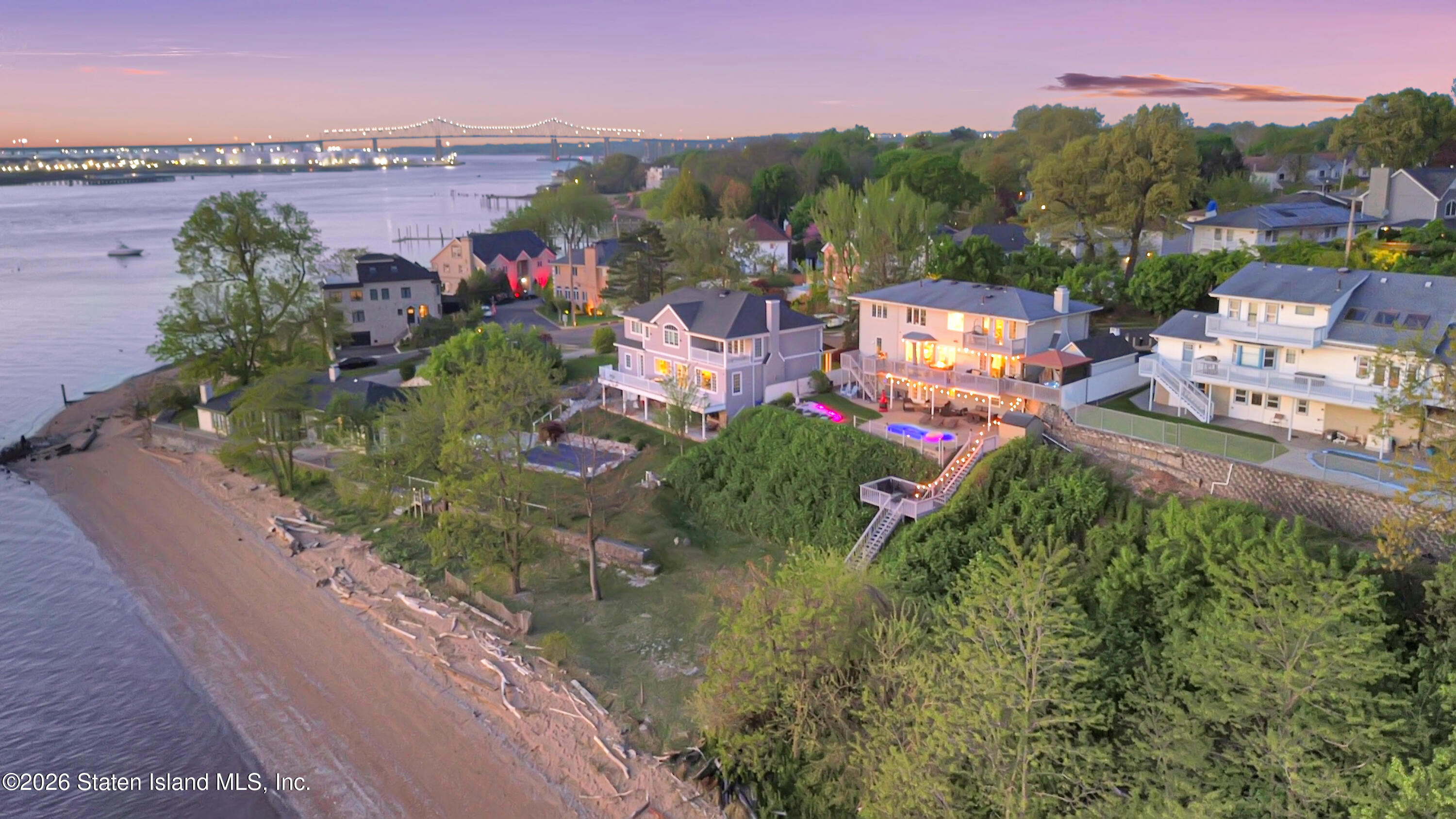 18 Wards Point Avenue Image 3