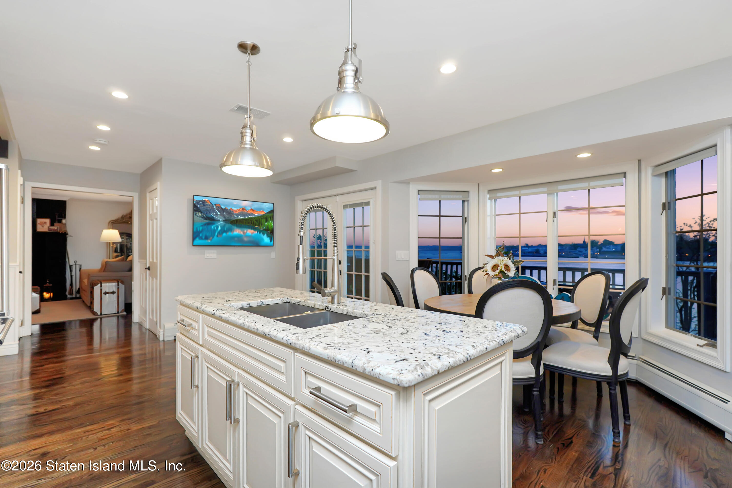 18 Wards Point Avenue, Staten Island, NY, 10307 image 11