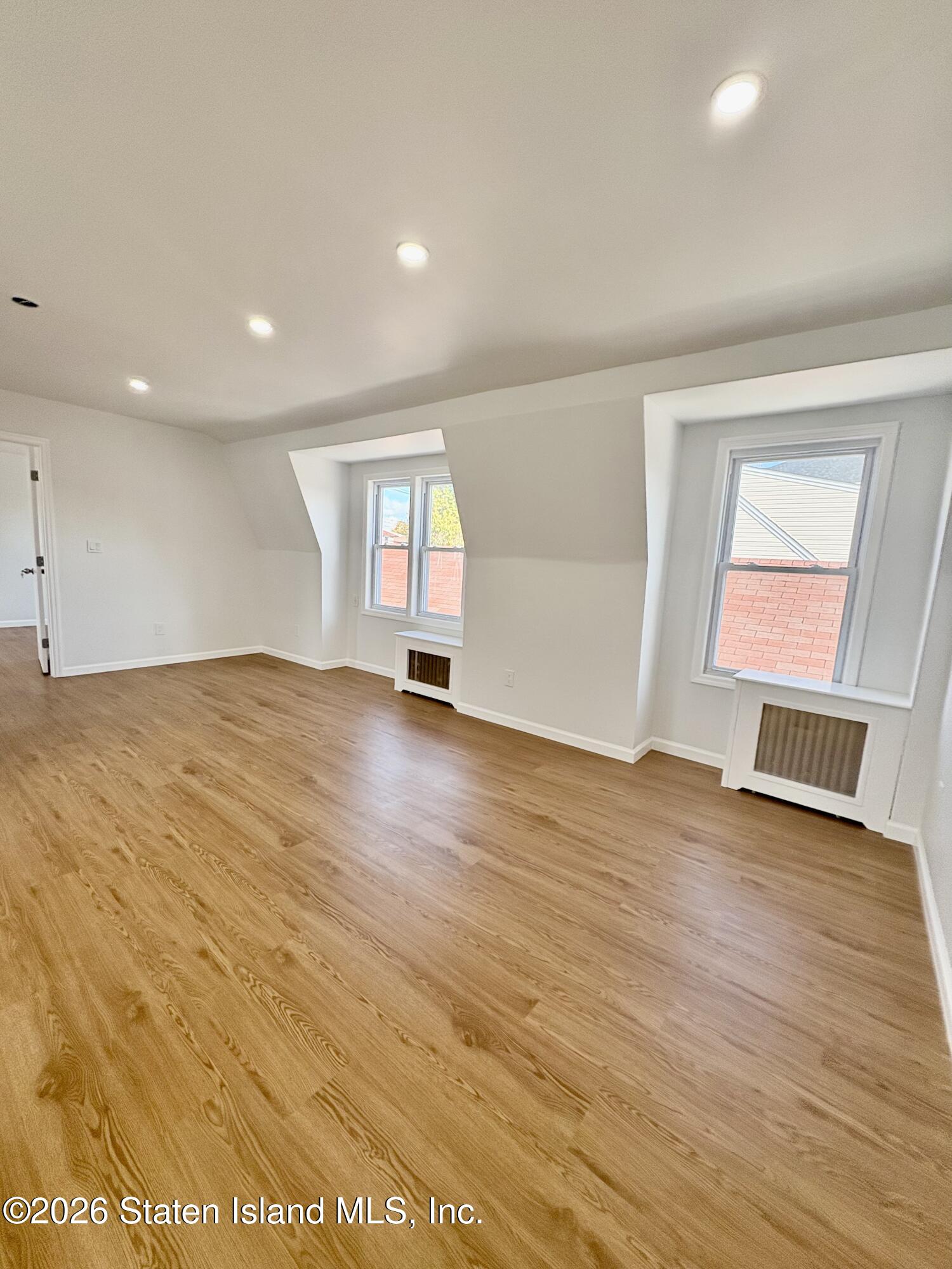 118 Winham Avenue, Staten Island, NY, 10306 image 6