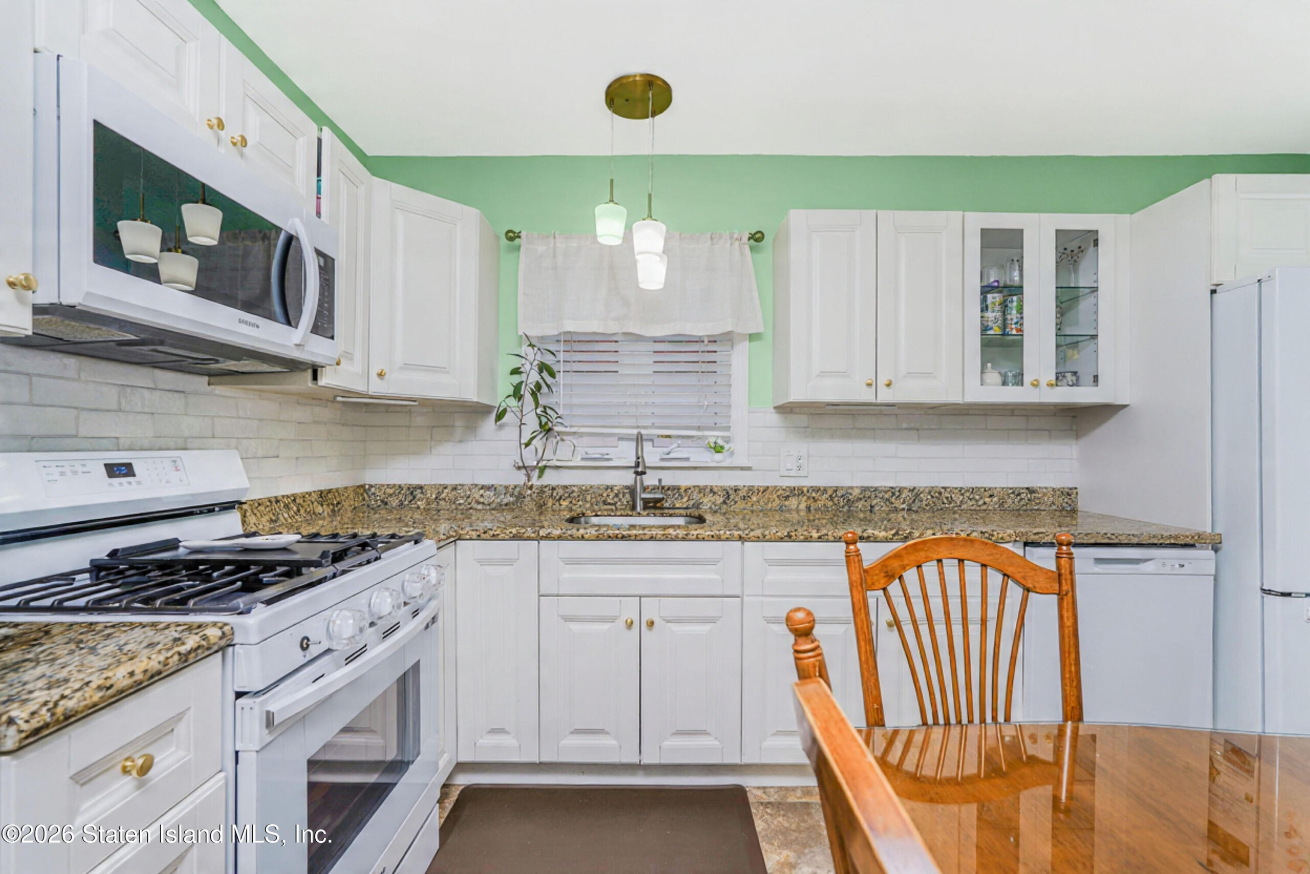 83 Roma Avenue Image 4