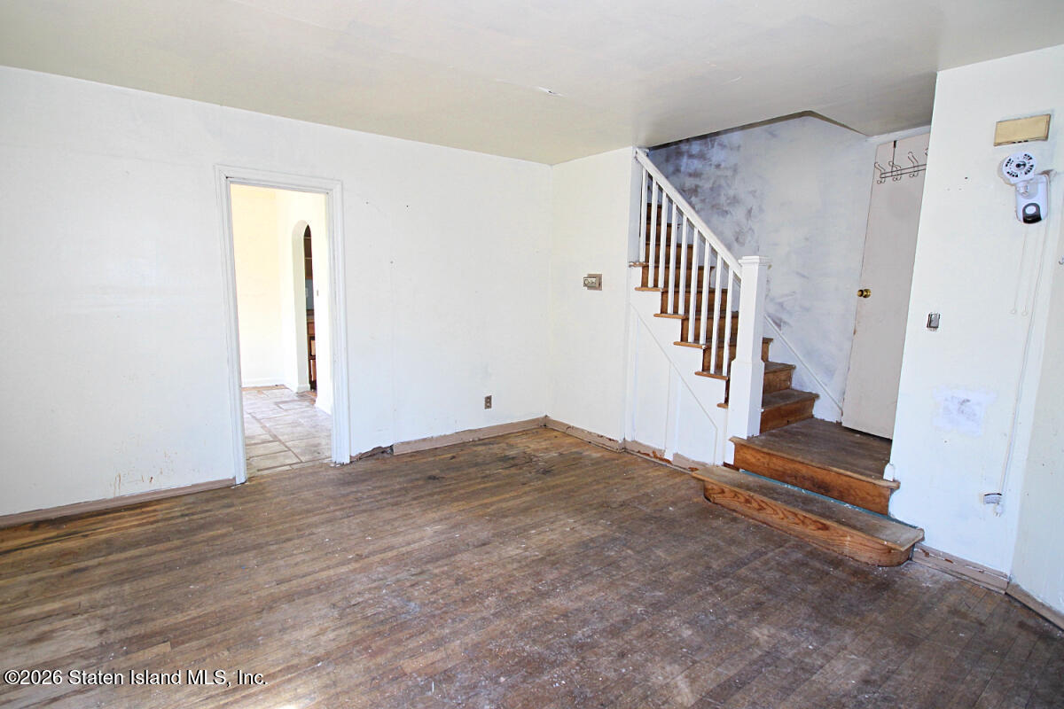 1051 Victory Boulevard, Staten Island, NY, 10301 image 22