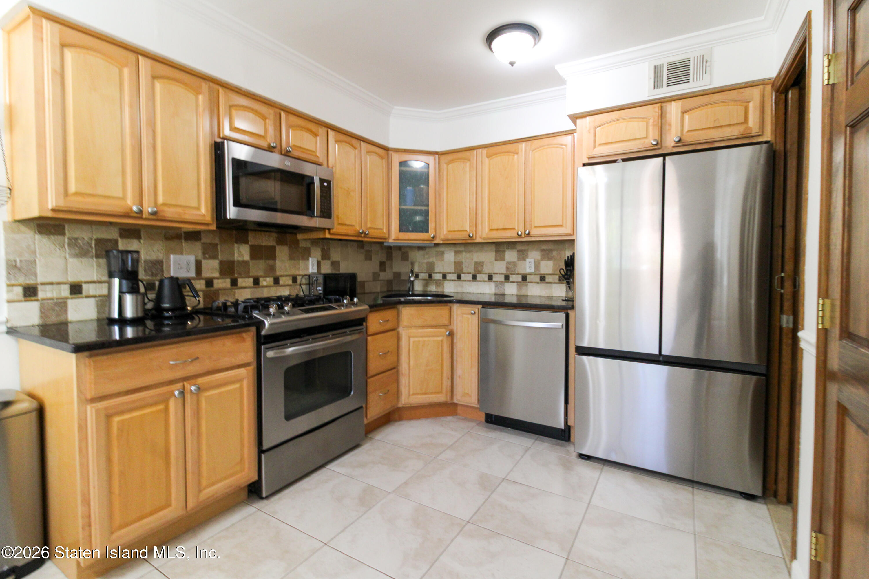 421 Willow Road 2, Staten Island, NY, 10314 image 21