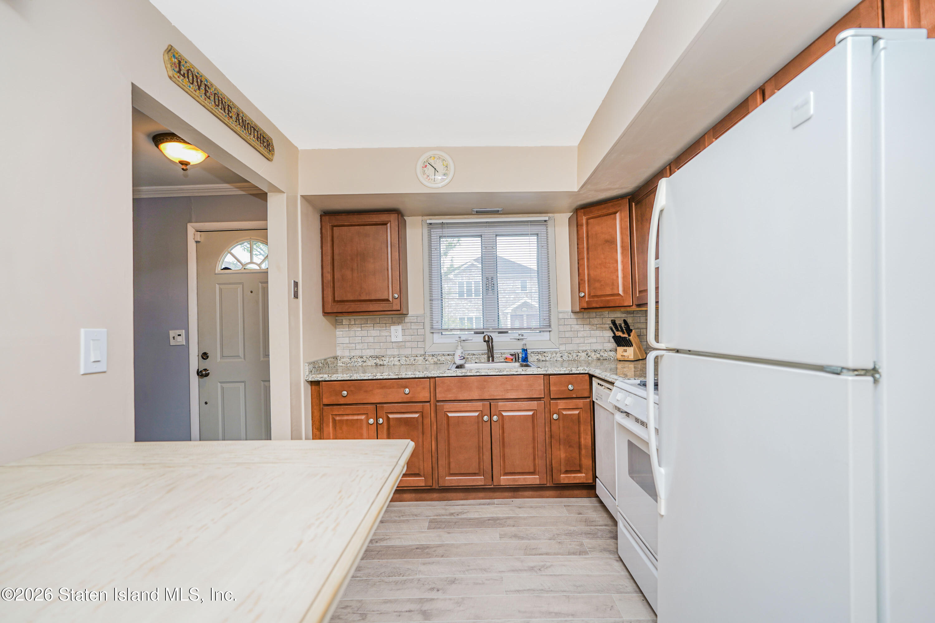500 Pompey Avenue, Staten Island, NY, 10312 image 24