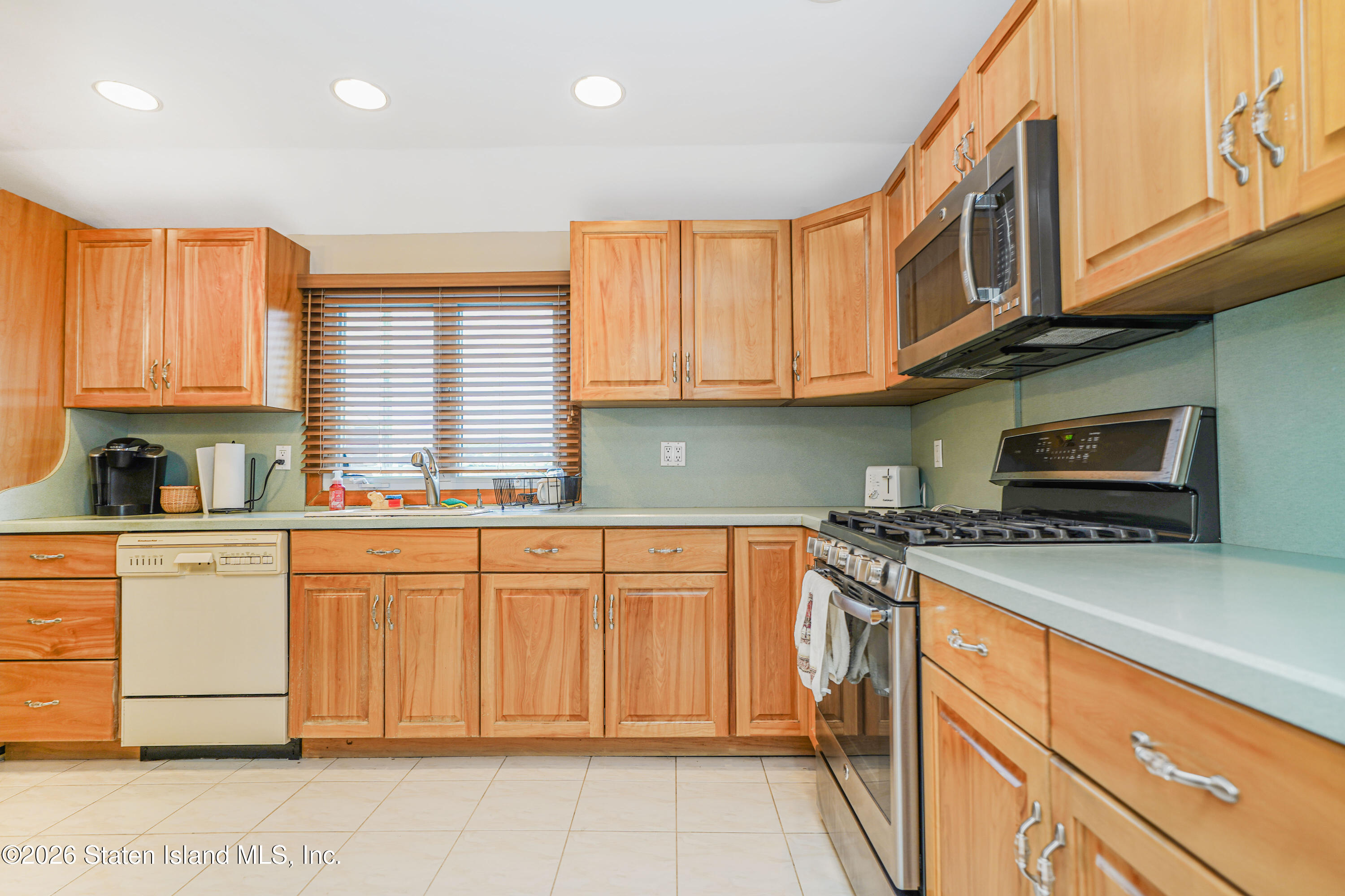 500 Pompey Avenue, Staten Island, NY, 10312 image 10
