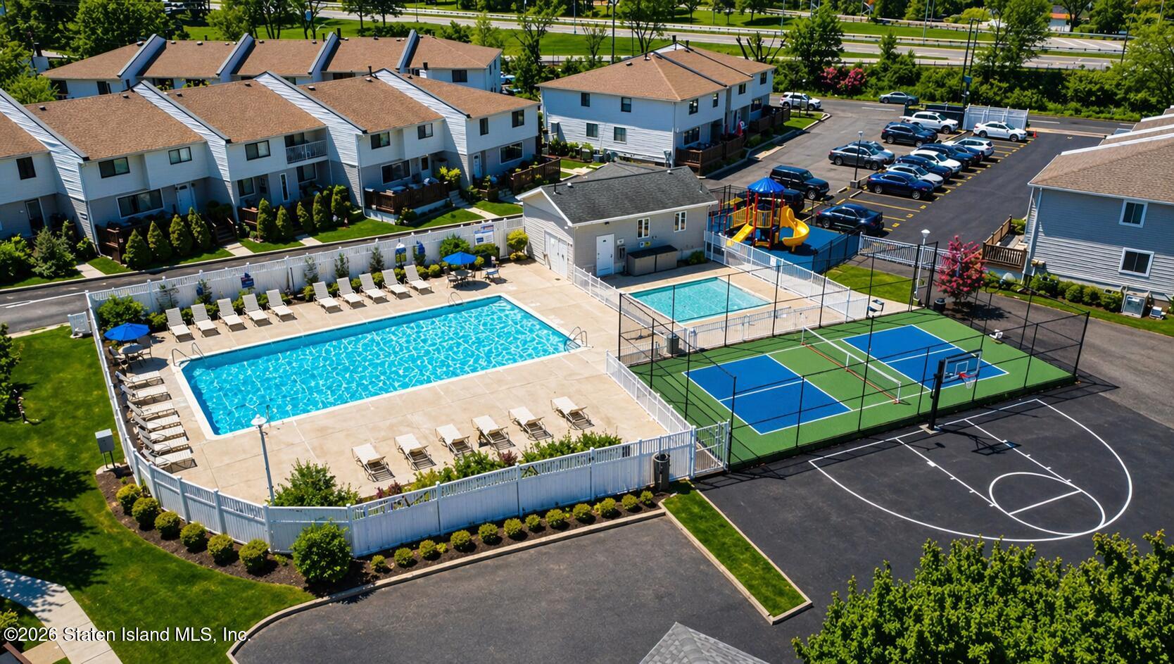 421 Willow Road 2, Staten Island, NY, 10314 image 24