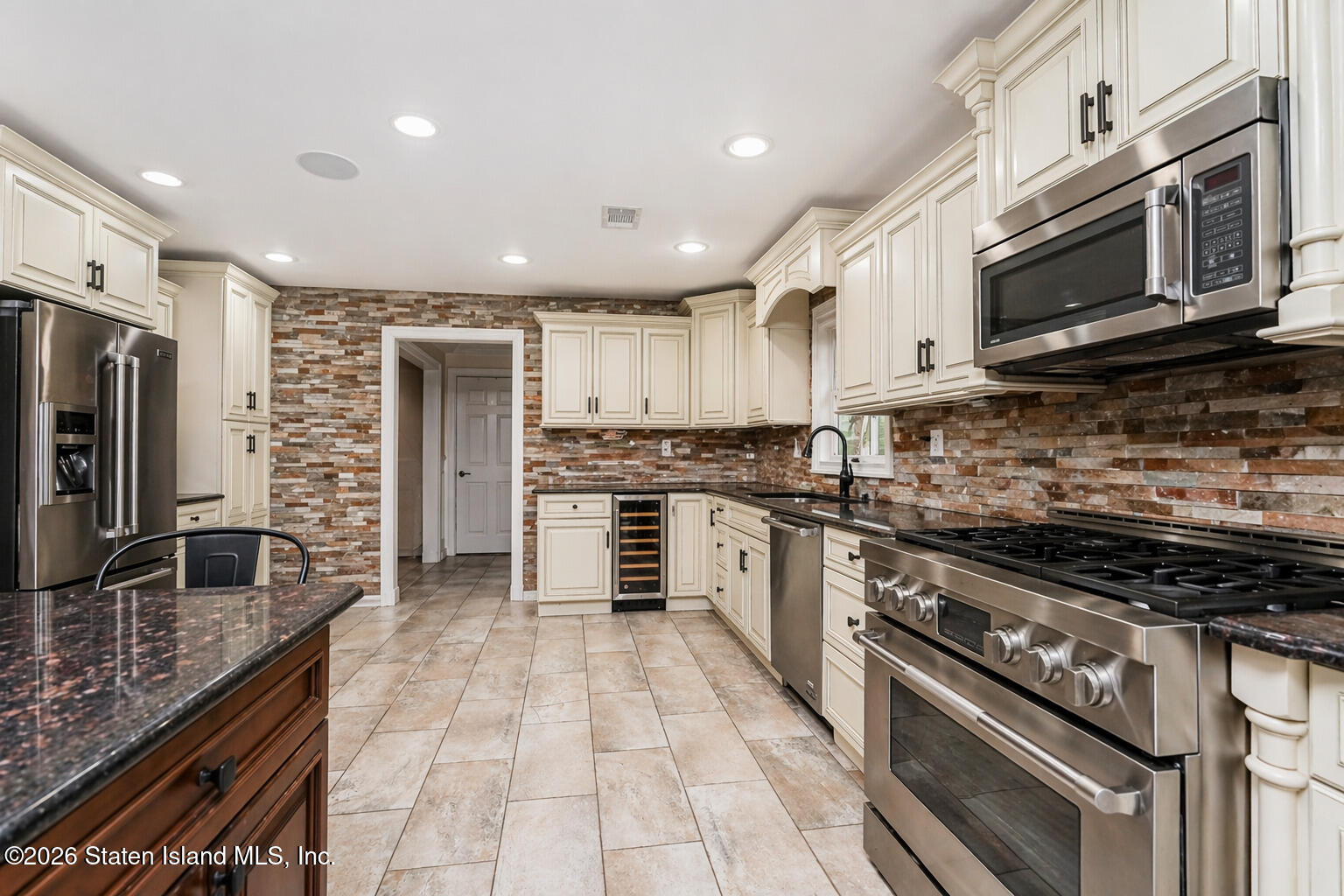 699 Ionia Avenue, Staten Island, NY, 10312 image 15