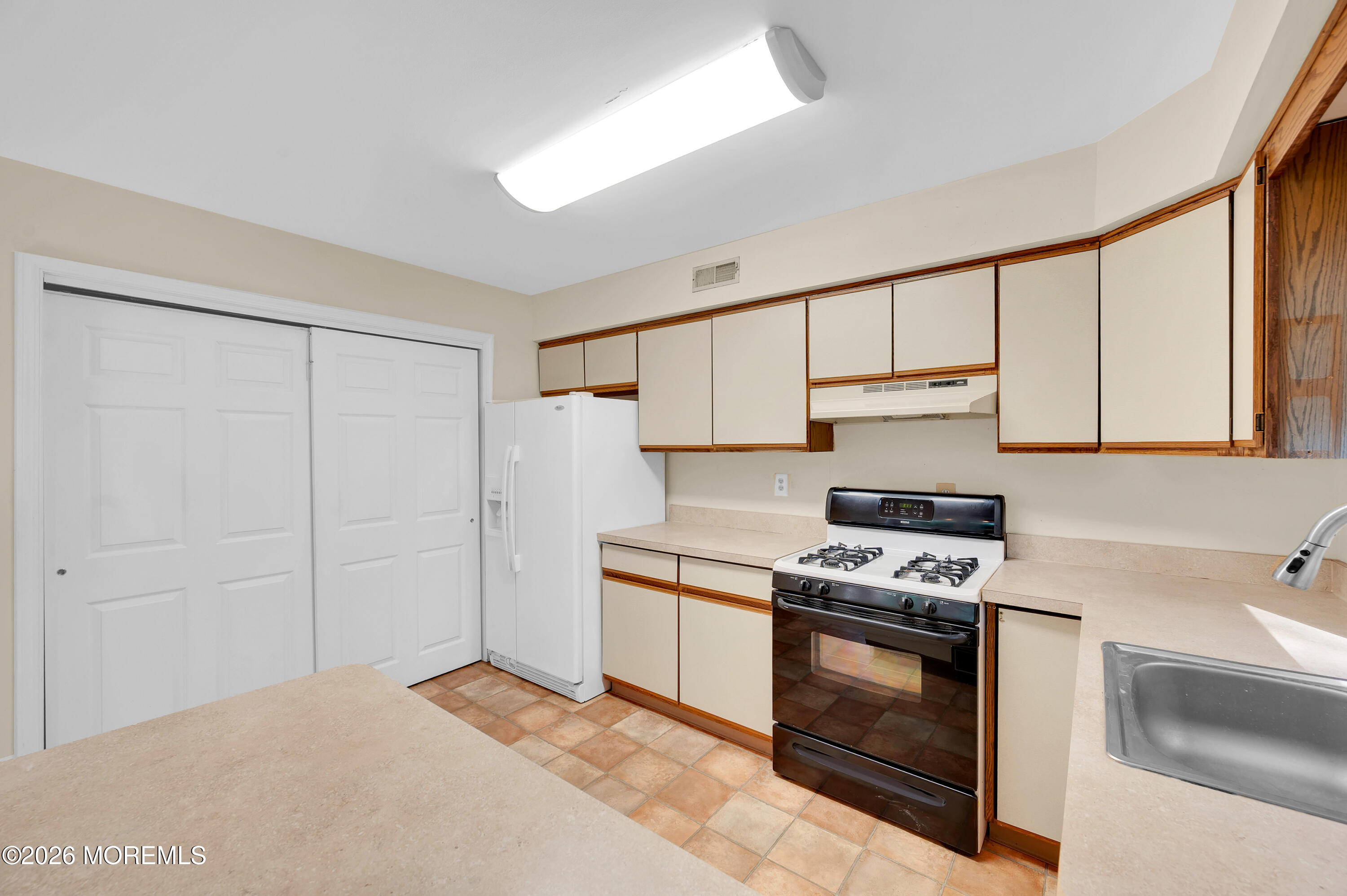 125 Northampton Drive, Holmdel, NJ, 07733 image 9