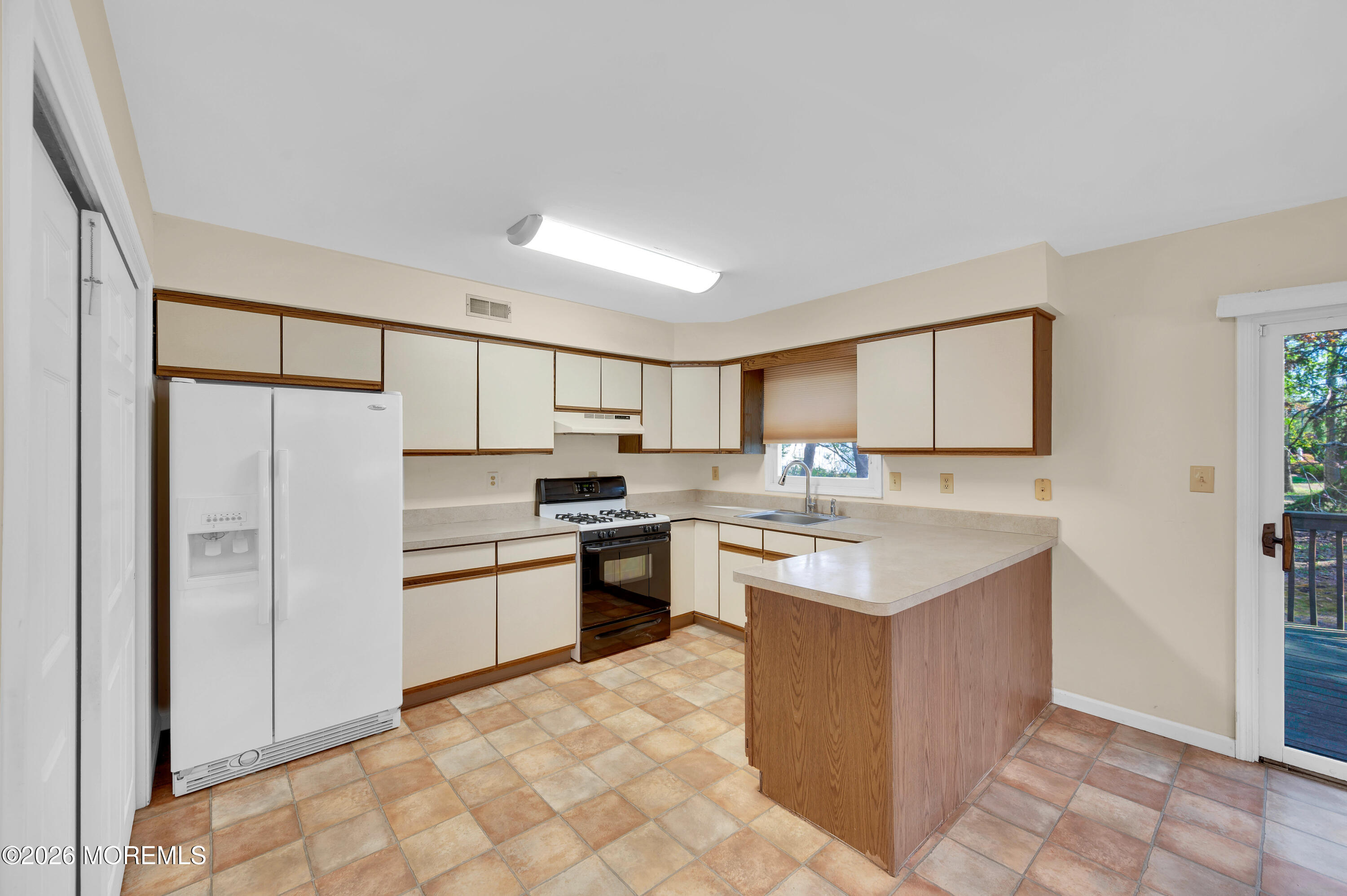 125 Northampton Drive, Holmdel, NJ, 07733 image 15