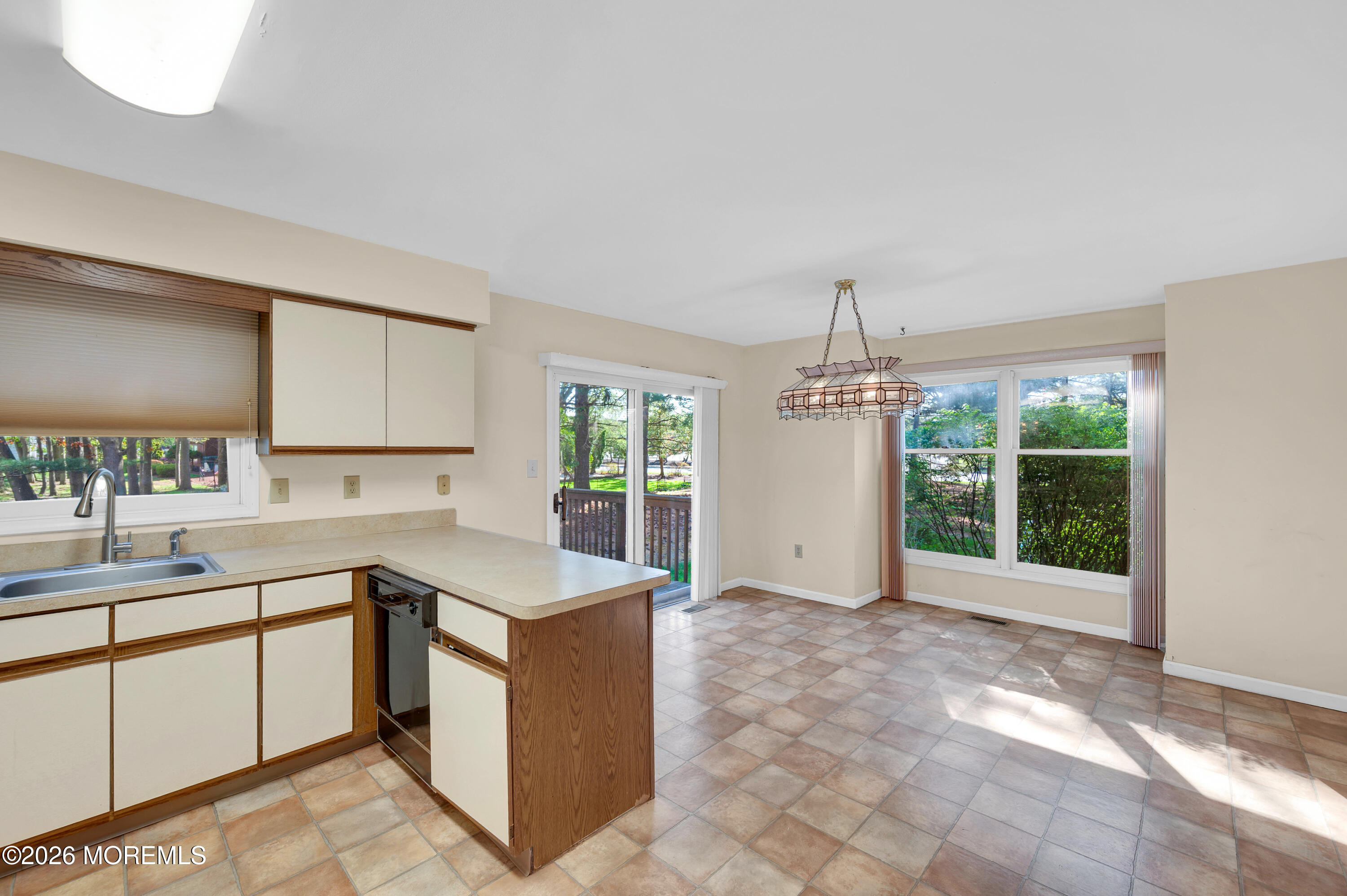 125 Northampton Drive, Holmdel, NJ, 07733 image 16