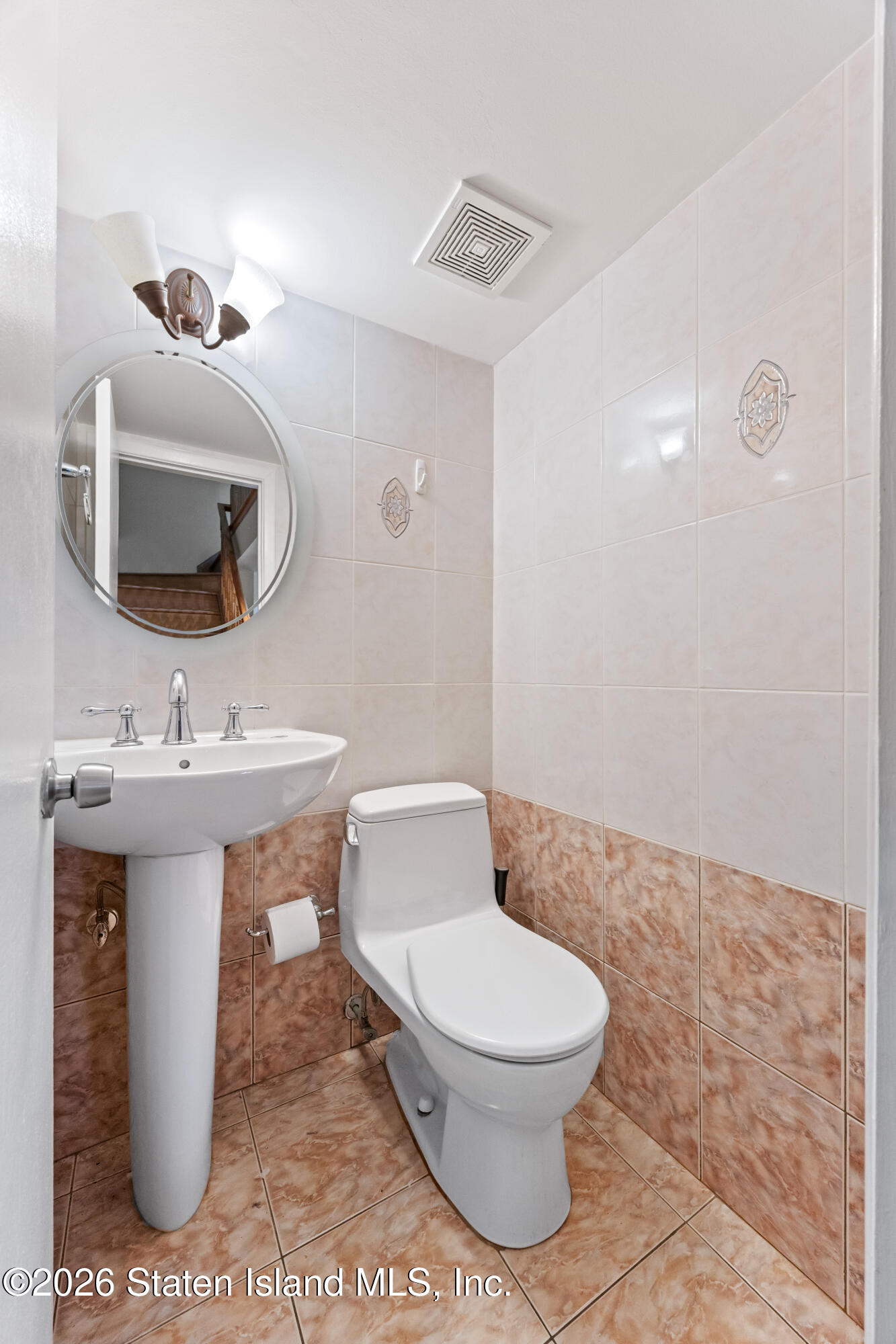 979 W Fingerboard Road, Staten Island, NY, 10304 image 13