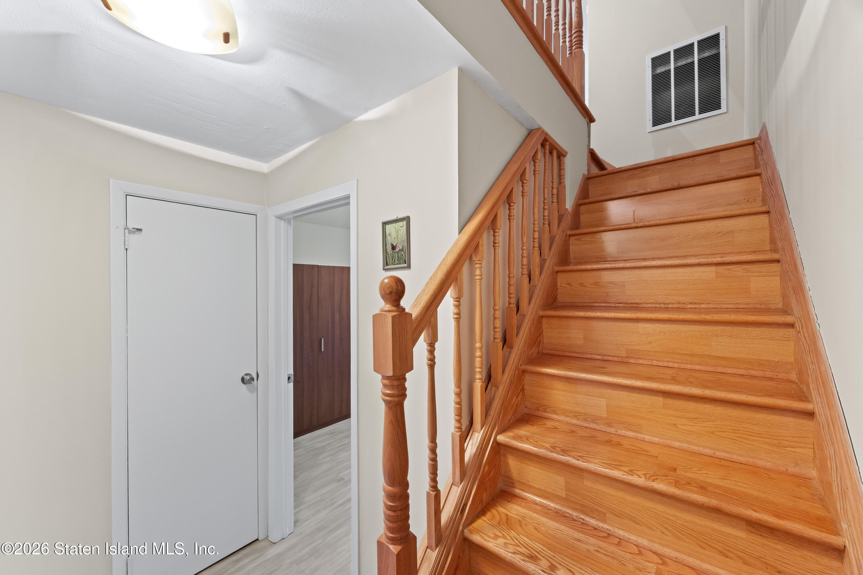 979 W Fingerboard Road, Staten Island, NY, 10304 image 38