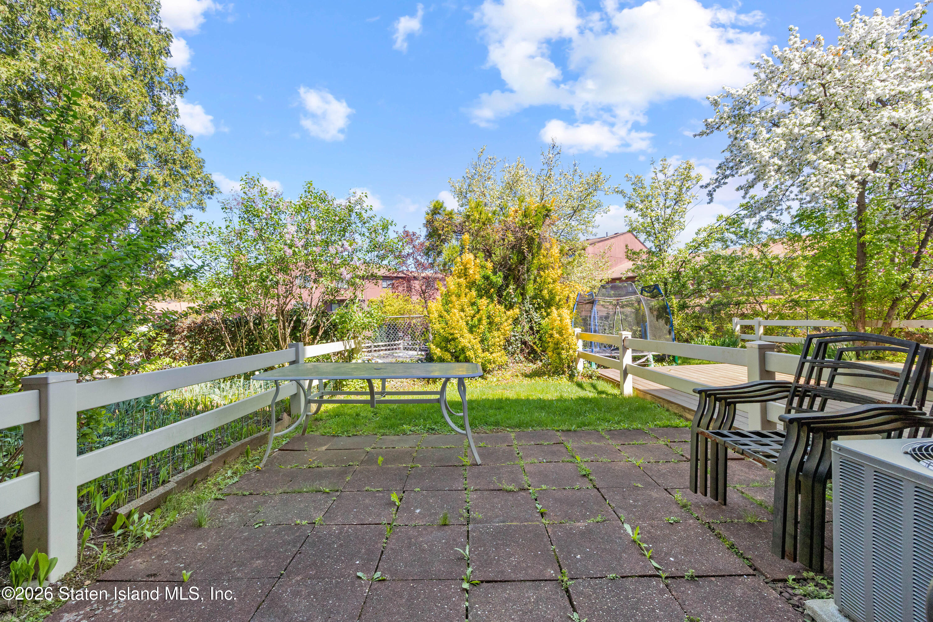 979 W Fingerboard Road, Staten Island, NY, 10304 image 39