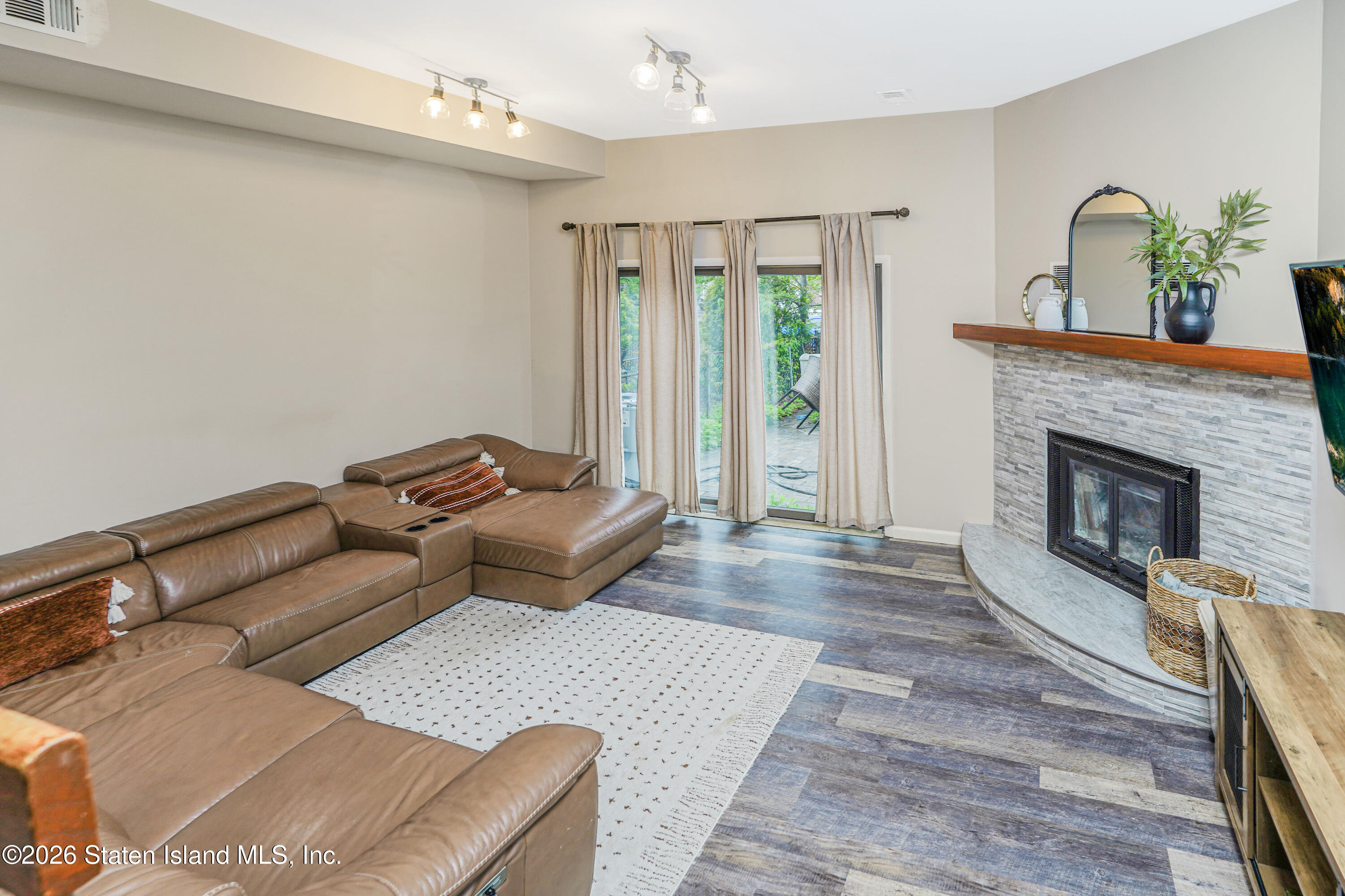 176 Russek Drive, Staten Island, NY, 10312 image 13