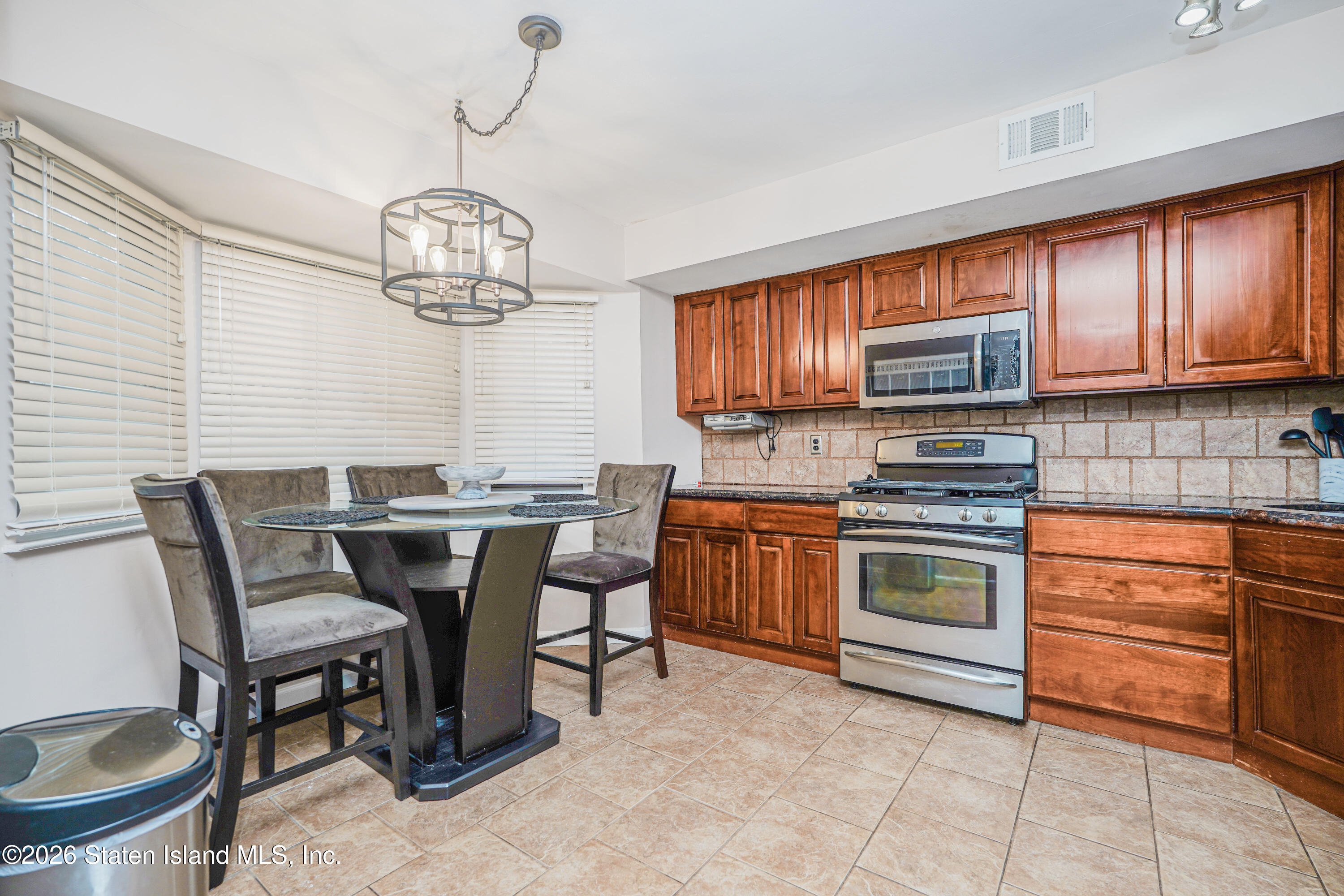 176 Russek Drive Image 3