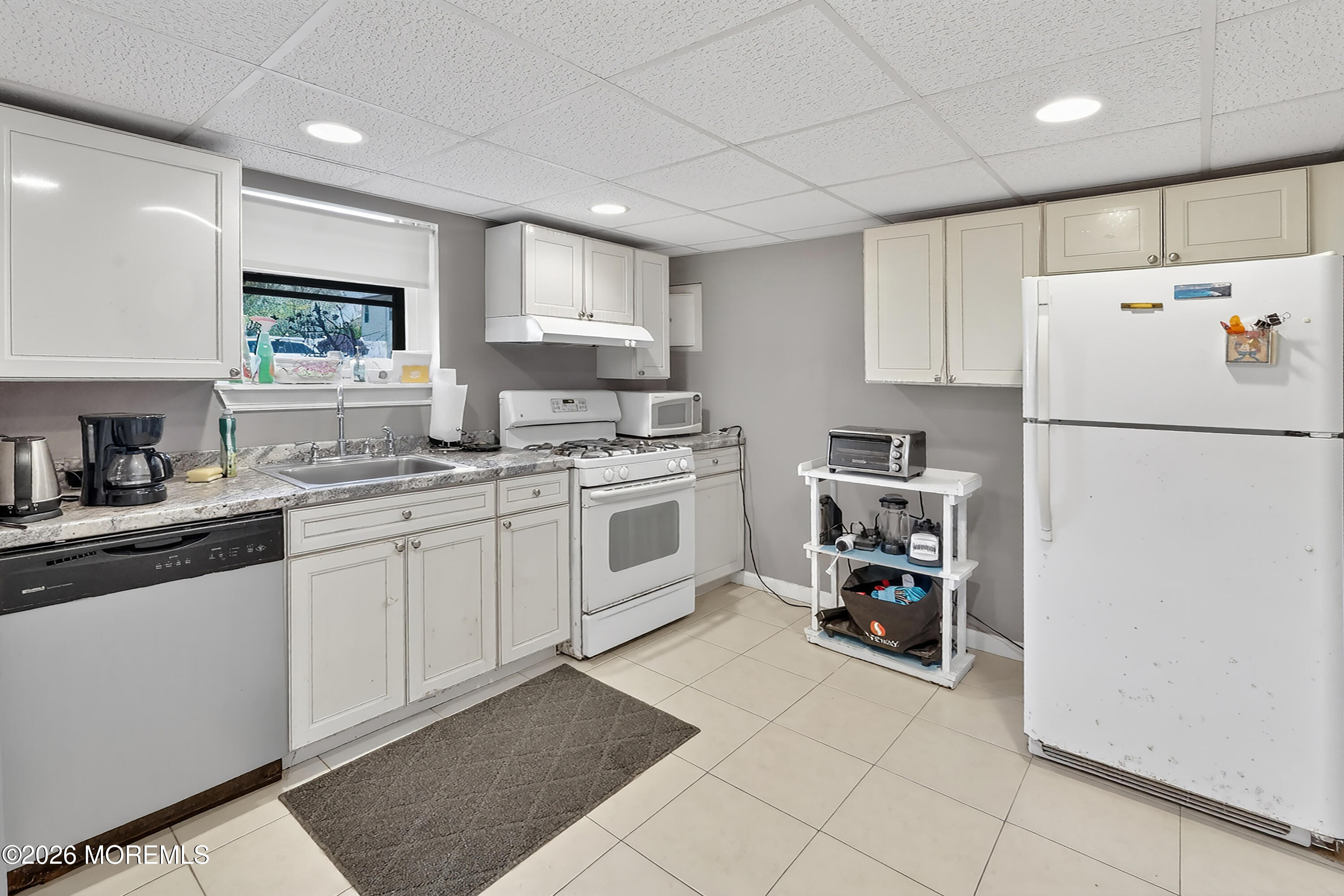 9 Newport Drive, Howell, NJ, 07731 image 17