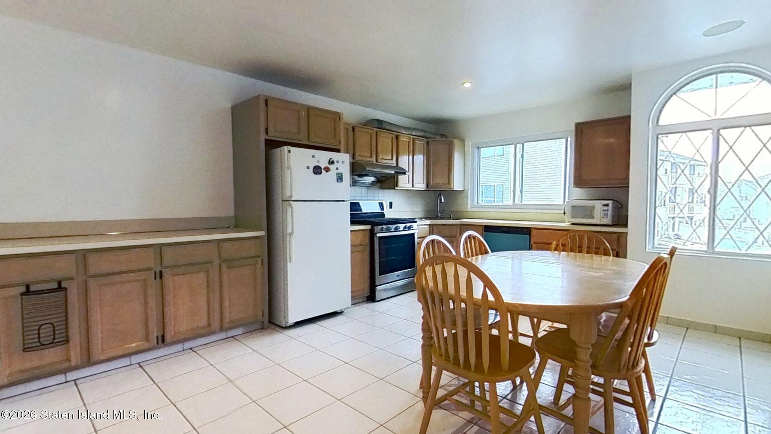 41 Simmons Loop, Staten Island, NY, 10314 image 14