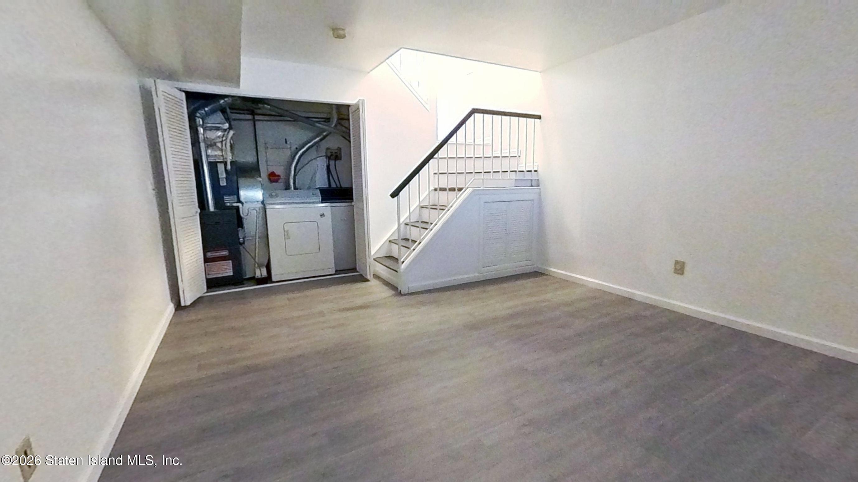 41 Simmons Loop, Staten Island, NY, 10314 image 18