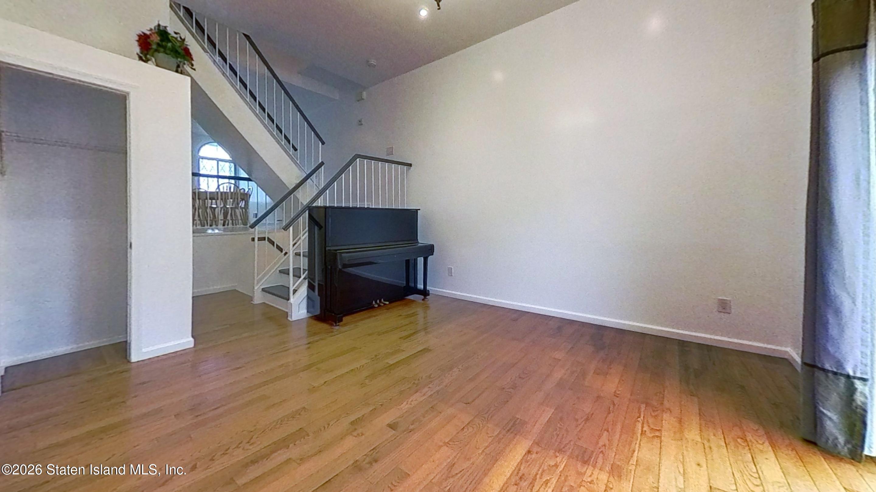 41 Simmons Loop, Staten Island, NY, 10314 image 21