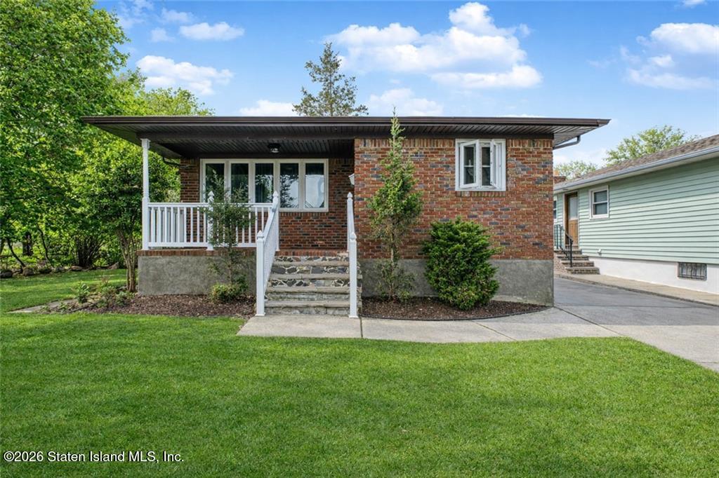 274 Evergreen Avenue Image 1