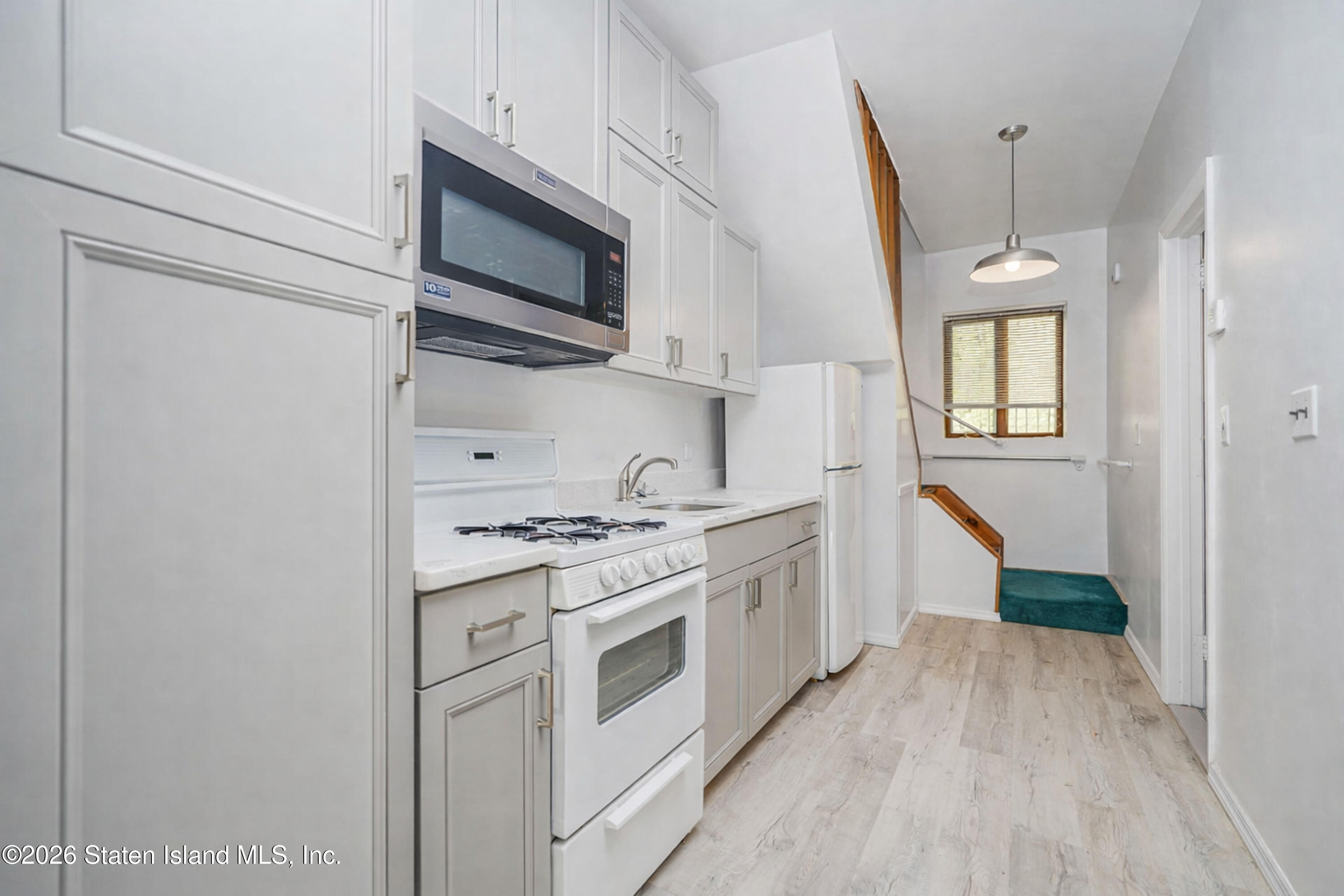 1566 Arthur Kill Road, Staten Island, NY, 10312 image 32