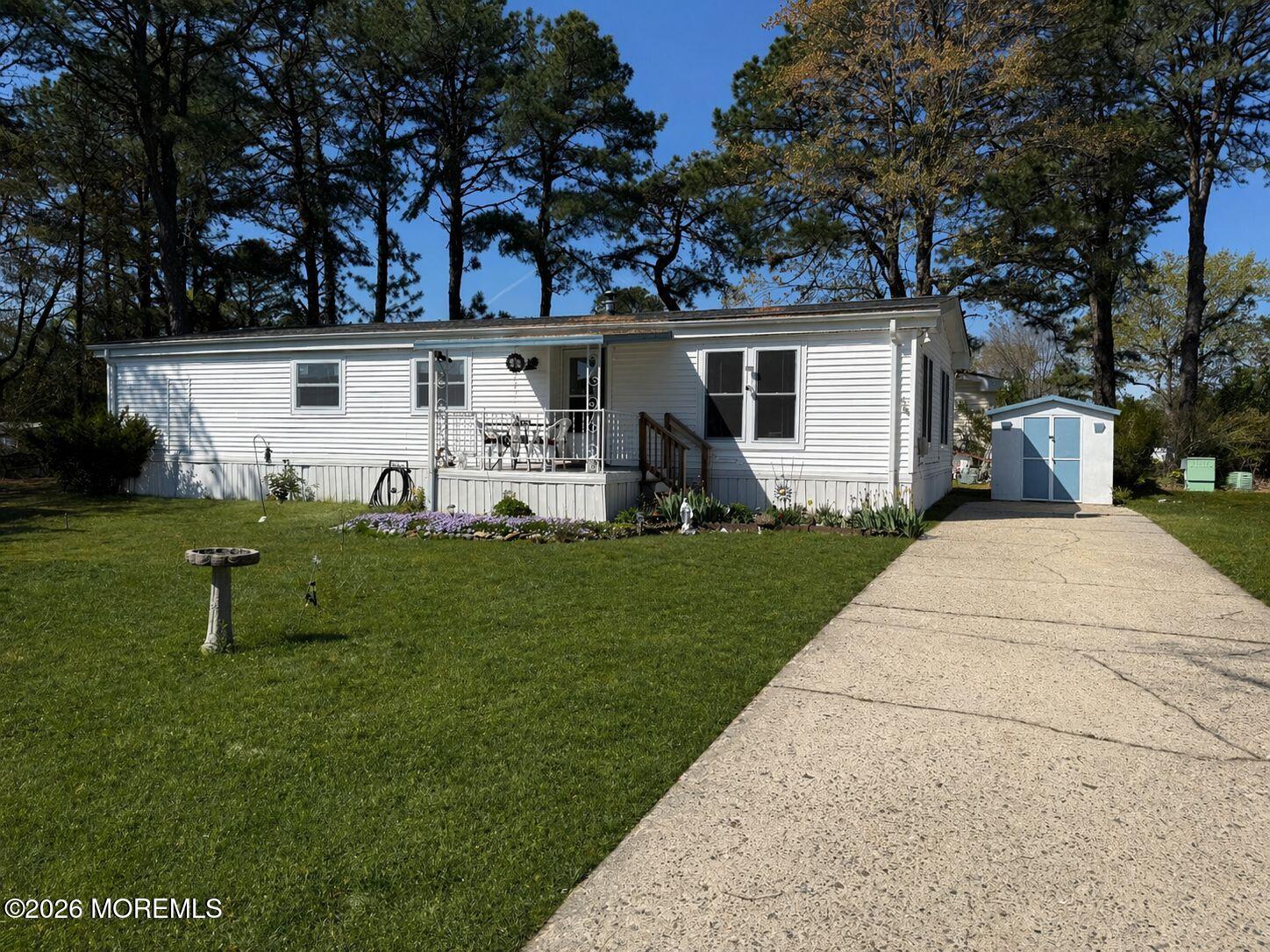 17 Susan Drive Image 1