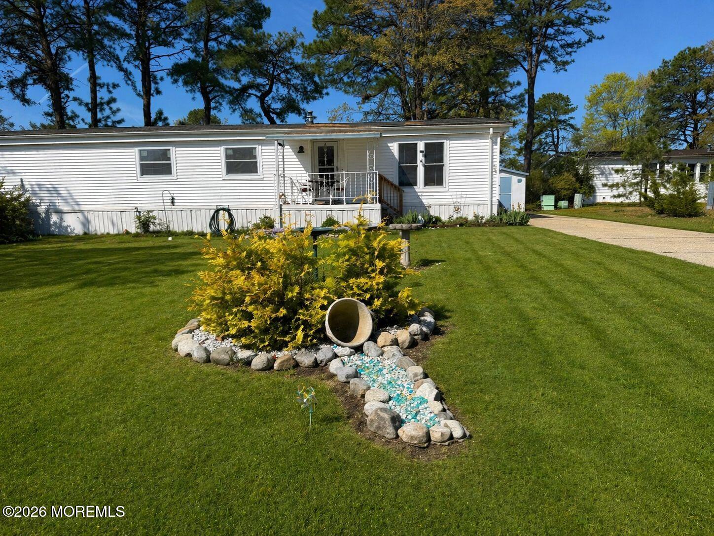 17 Susan Drive Image 2