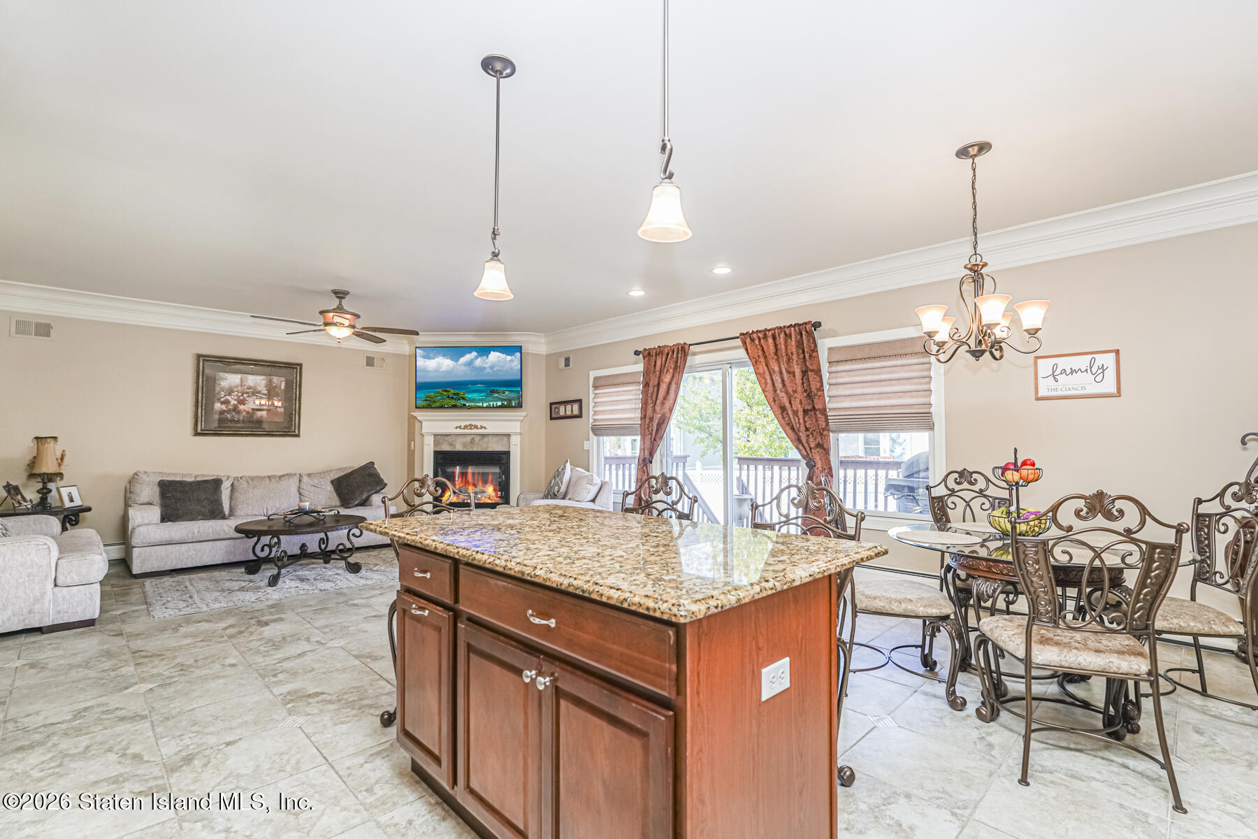 41 St. Edward Lane, Staten Island, NY, 10309 image 24