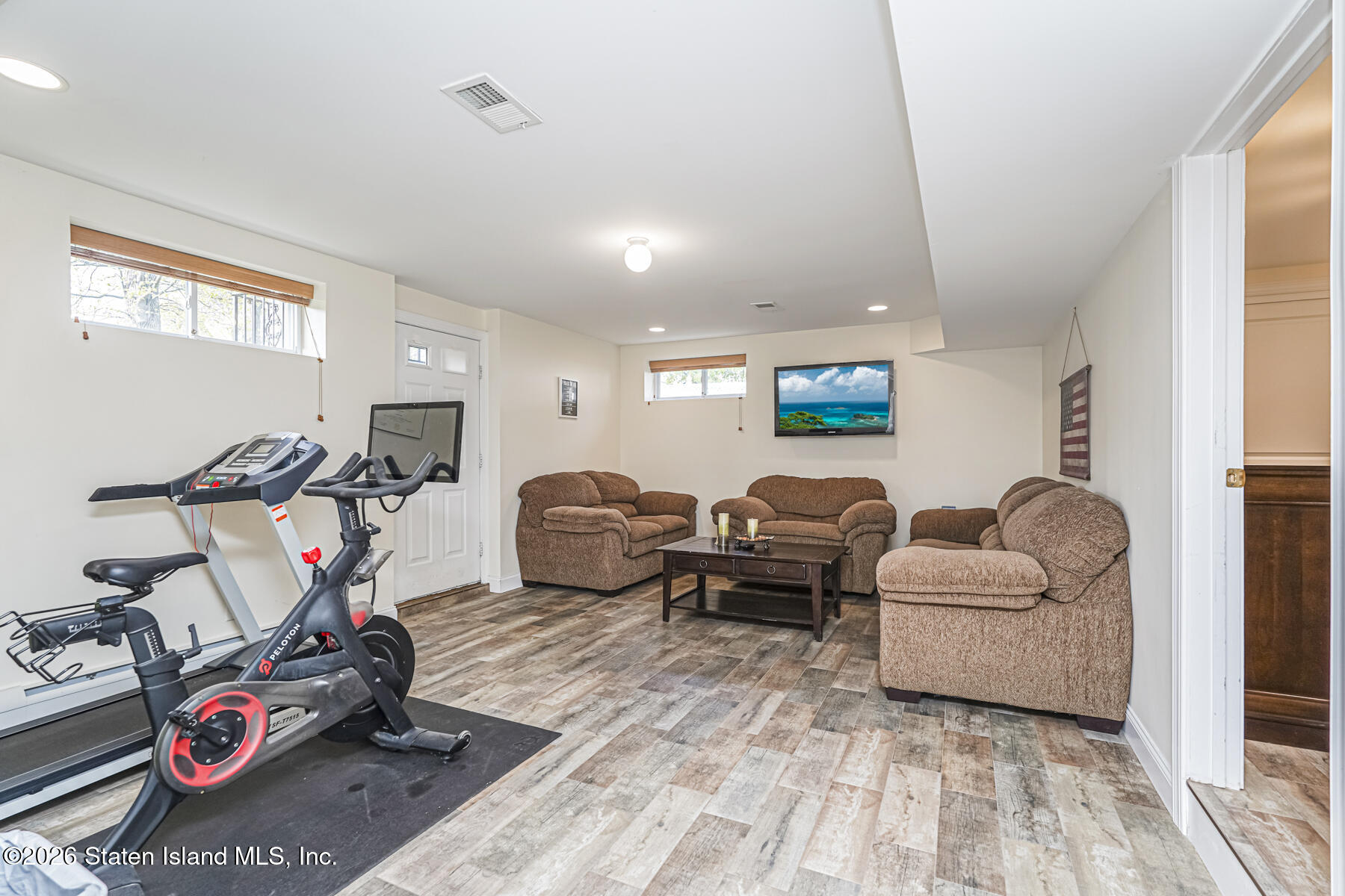 41 St. Edward Lane, Staten Island, NY, 10309 image 45