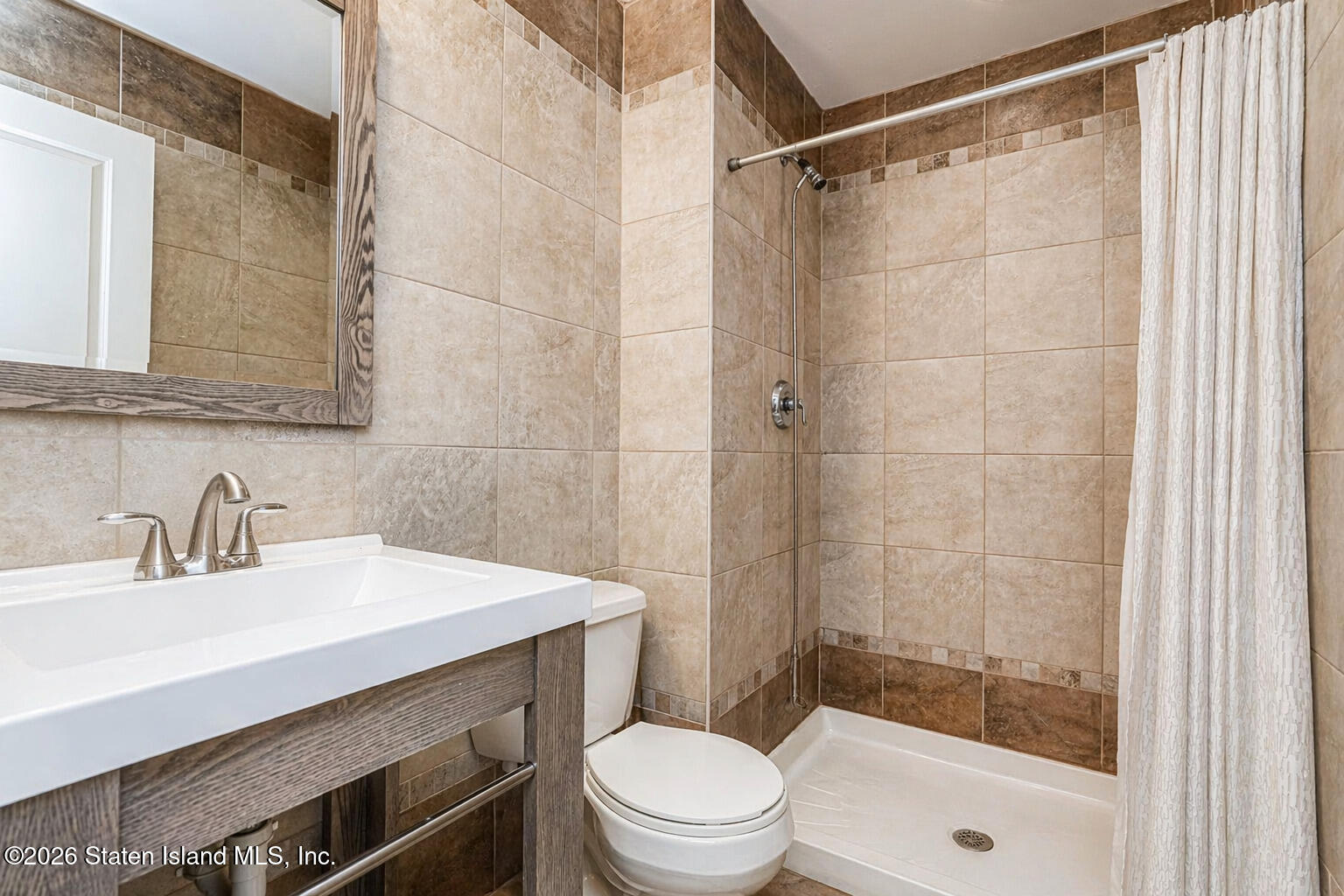 41 St. Edward Lane, Staten Island, NY, 10309 image 47