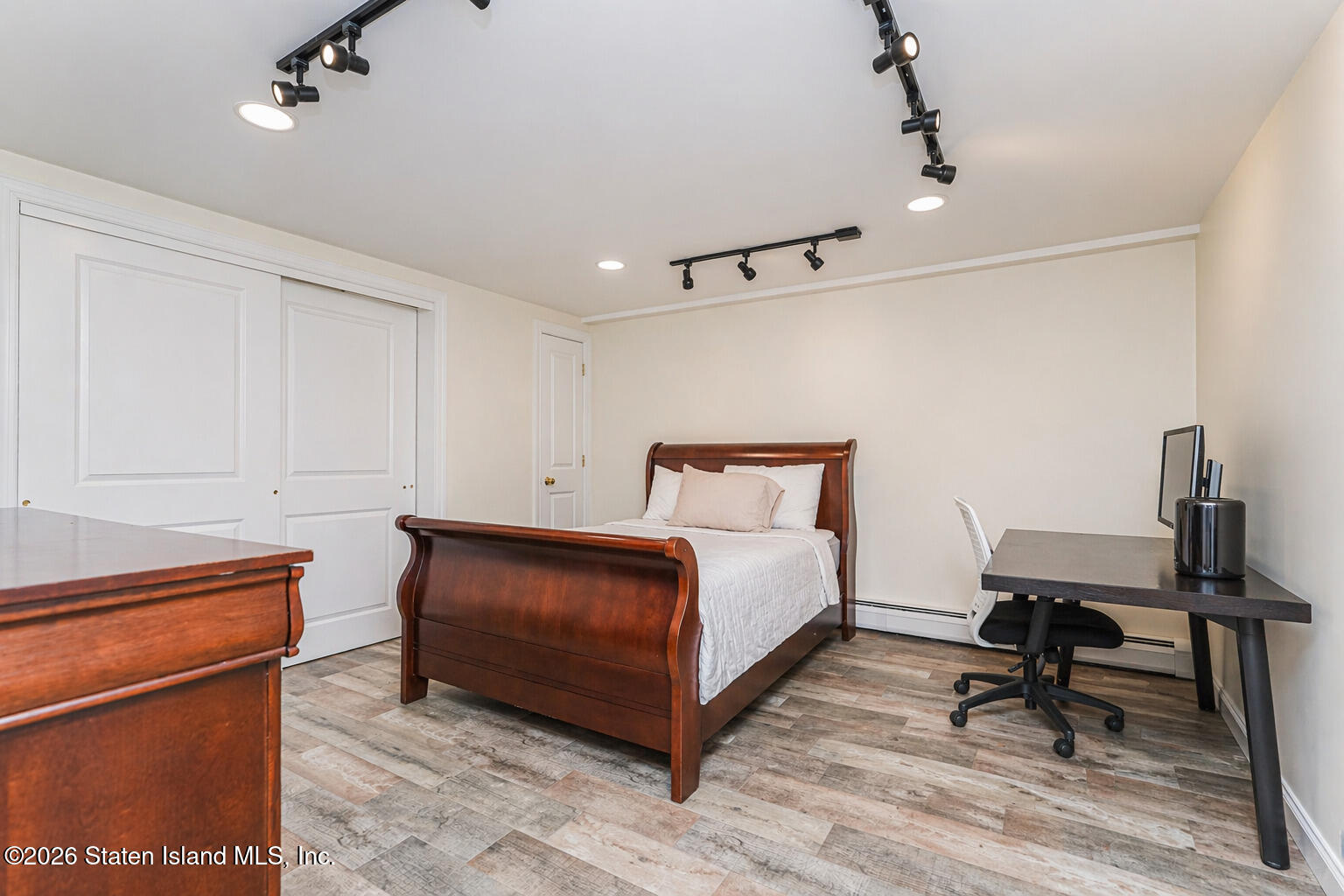 41 St. Edward Lane, Staten Island, NY, 10309 image 48