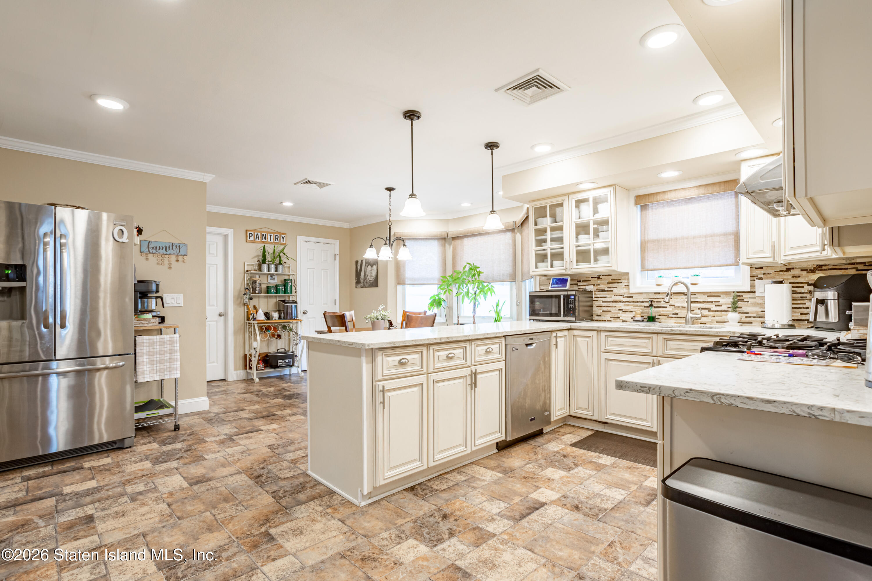 305 Woodvale Avenue, Staten Island, NY, 10309 image 37