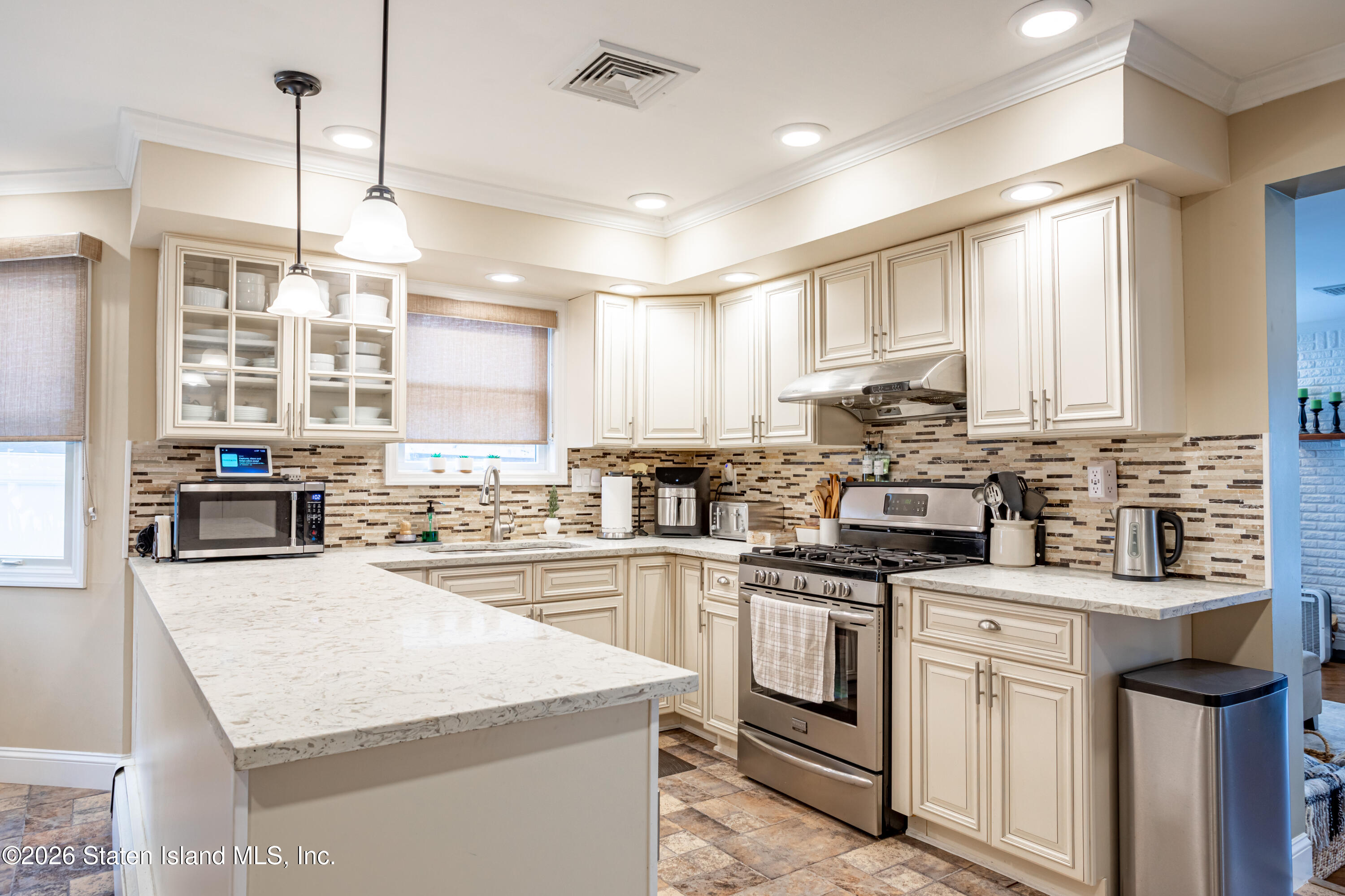 305 Woodvale Avenue, Staten Island, NY, 10309 image 42