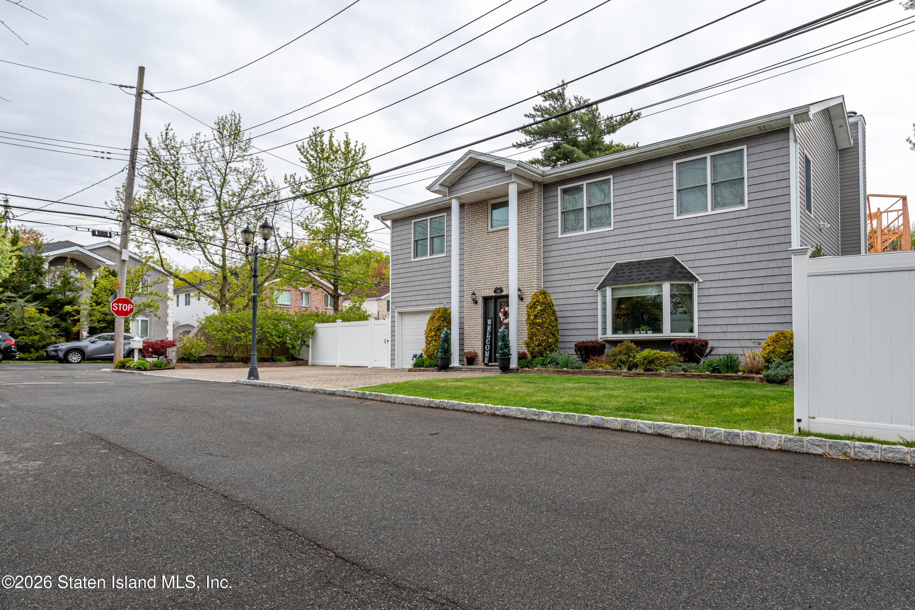 305 Woodvale Avenue Image 4