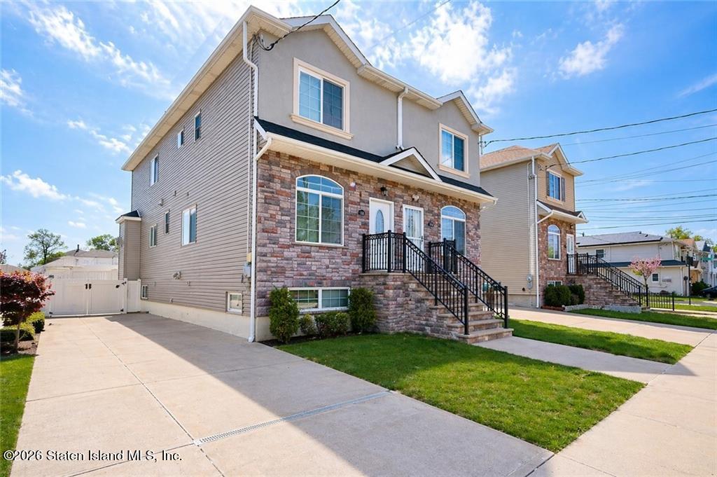 168 Hopkins Avenue Image 2