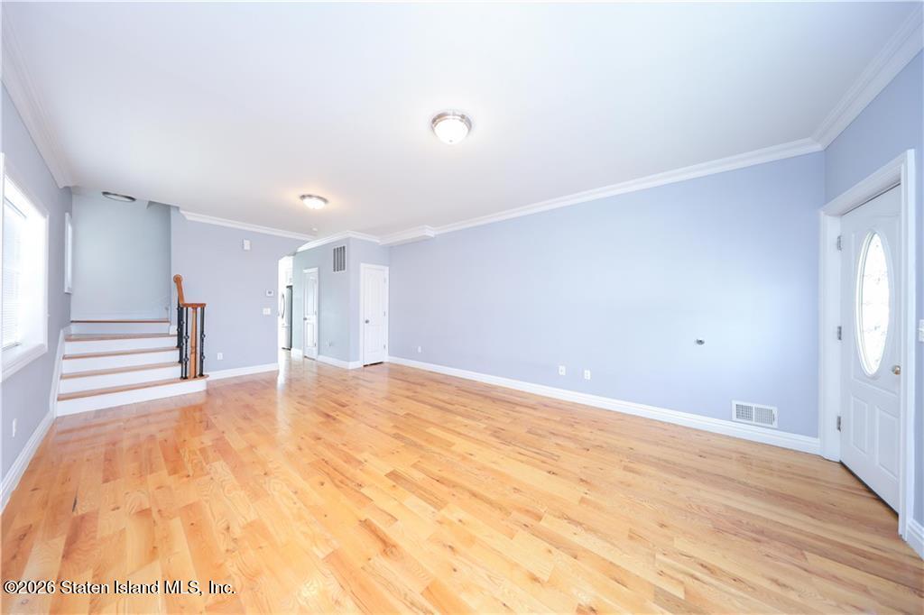 168 Hopkins Avenue Image 4